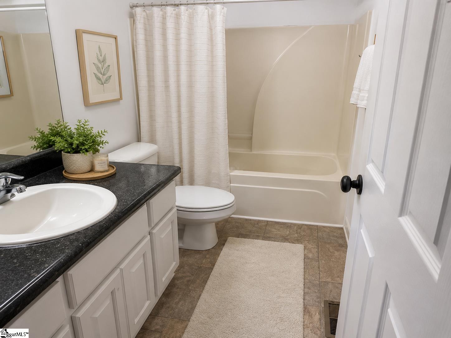 270 Circle Drive Pendelton, SC 29670