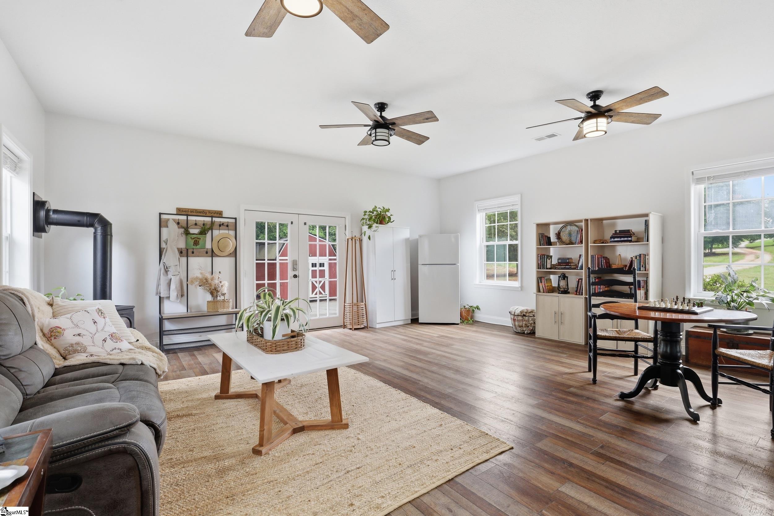 274 Circle Drive Pendelton, SC 29670