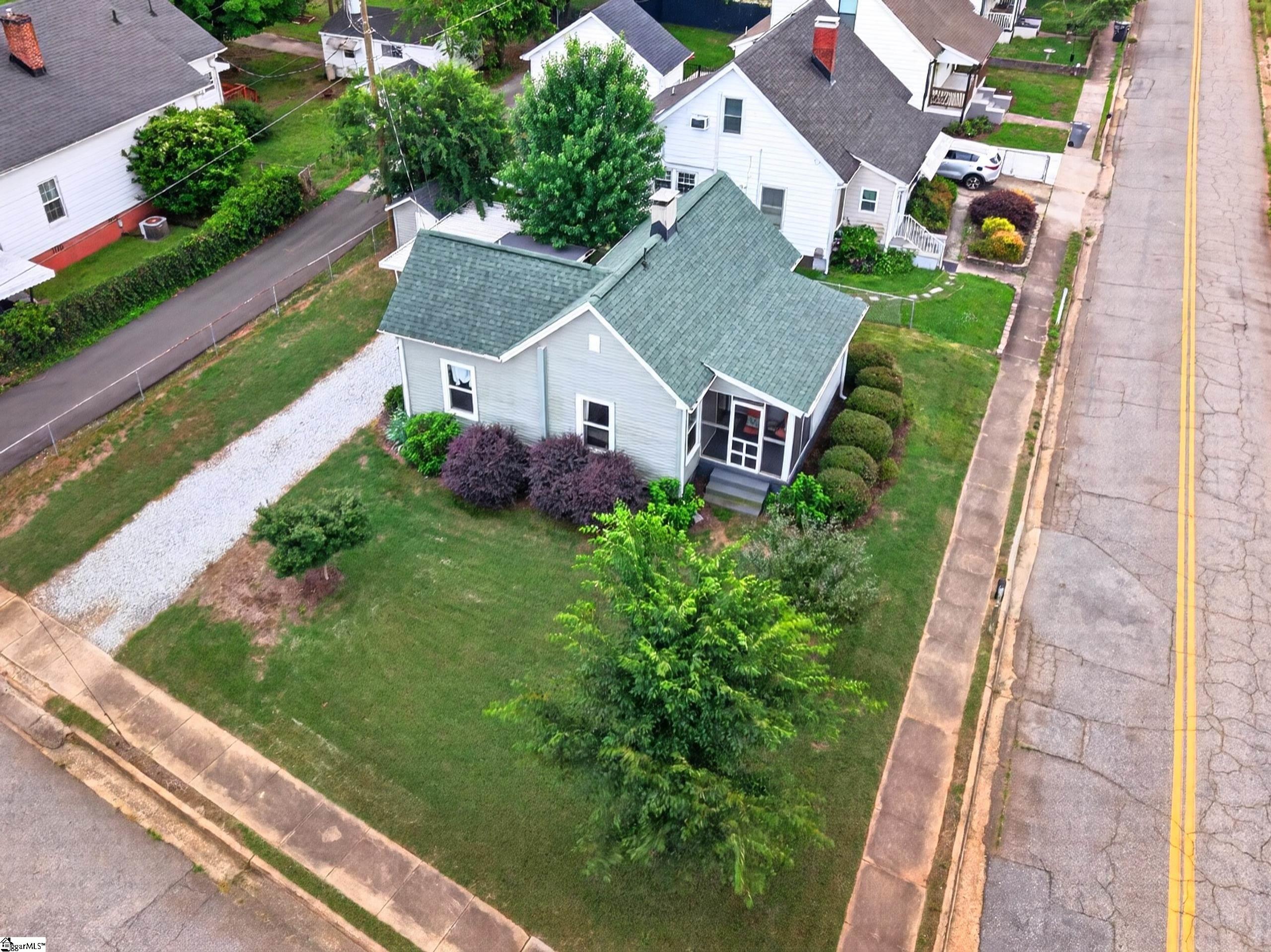 46 Hutchins Street Greenville, SC 29605