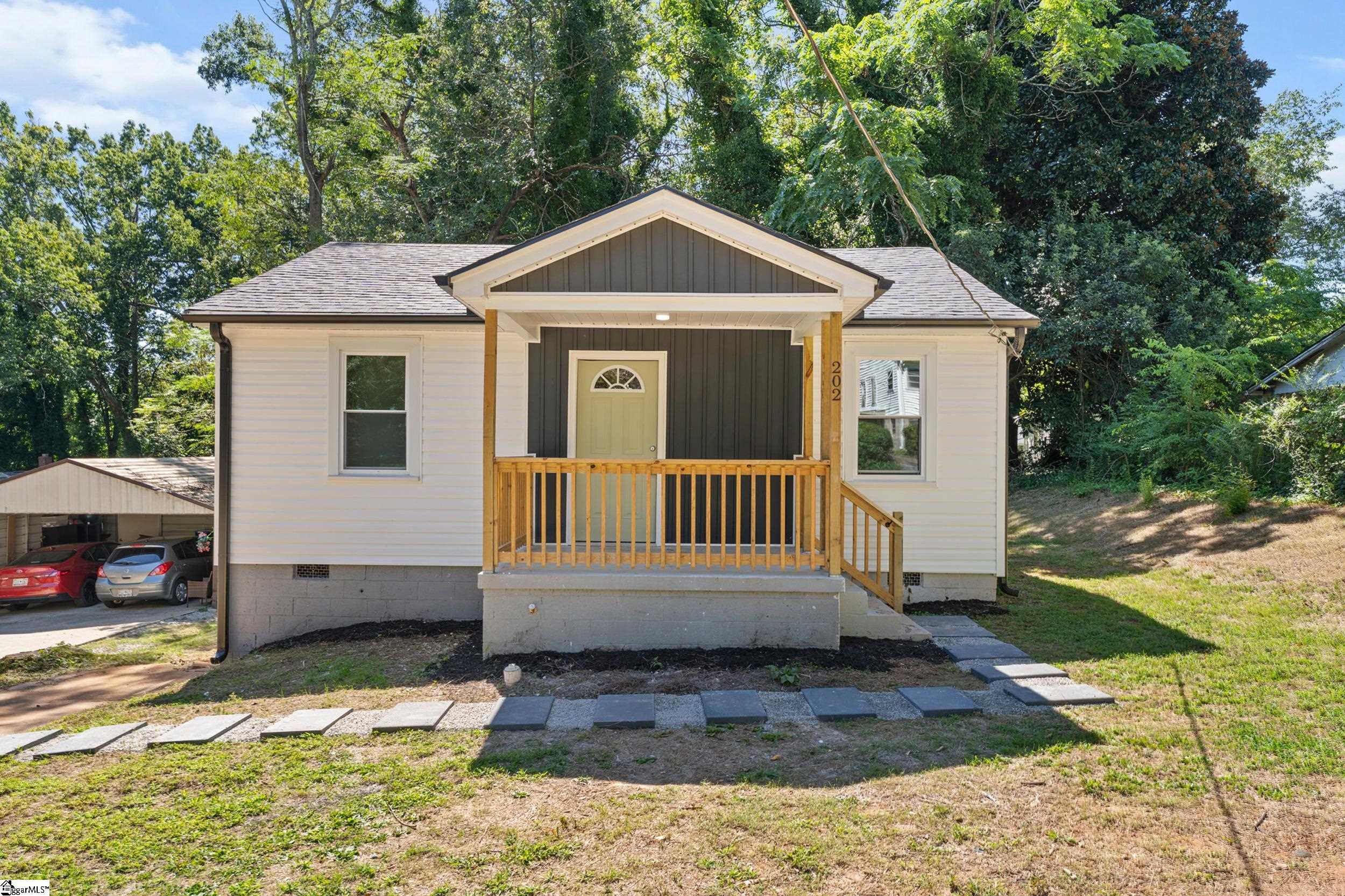202 Loop Street, Greenville SC 29609,Greenville,Greenville,Residential