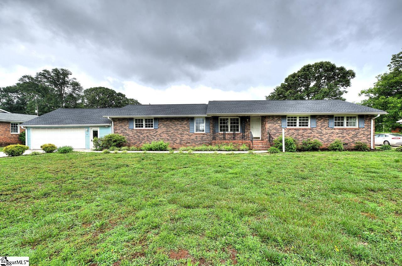 1195 Holly Springs Road, Lyman SC 29365,Lyman,Spartanburg,Residential