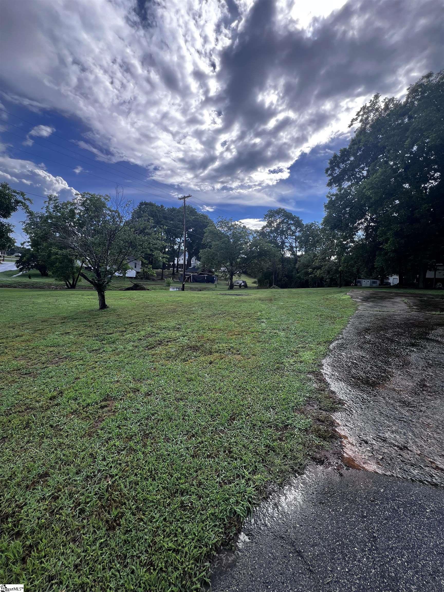 Homes for sale in Pelzer, SC | 5 S Goodrich St, Pelzer, SC 29669 | MLS# 1593350