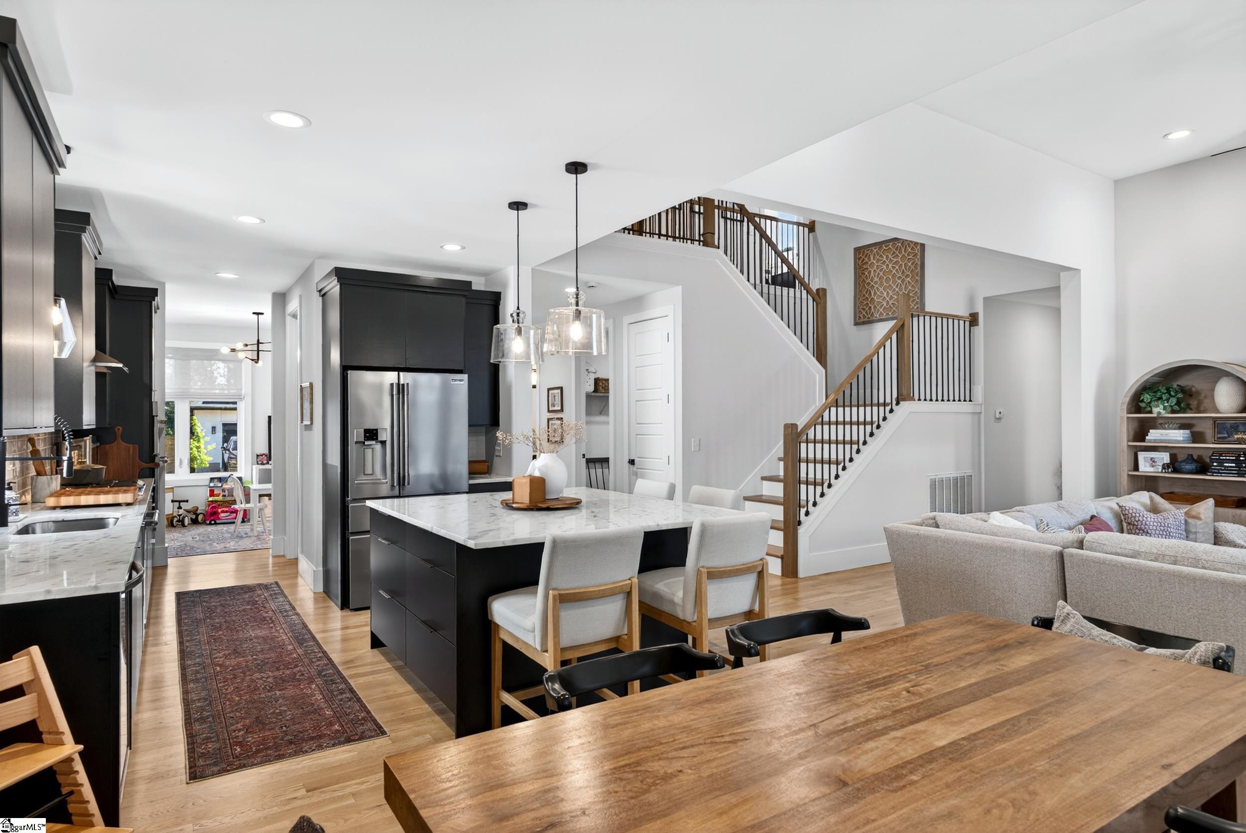 20 Village Crest Drive Greenville, SC 29607