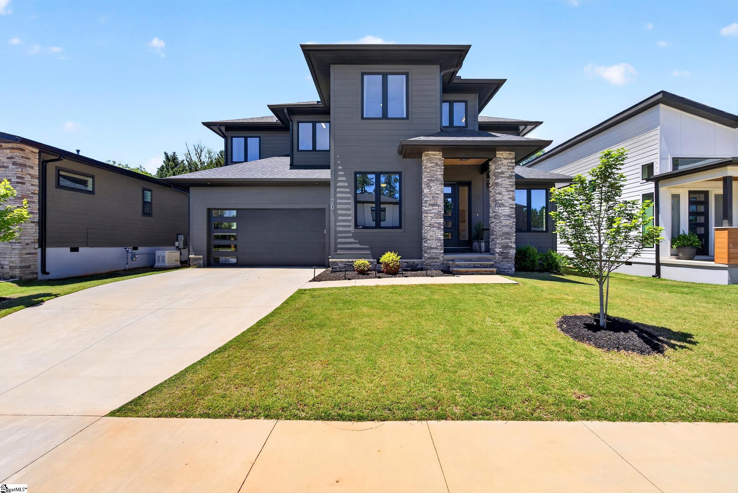 20 Village Crest Drive Greenville, SC 29607
