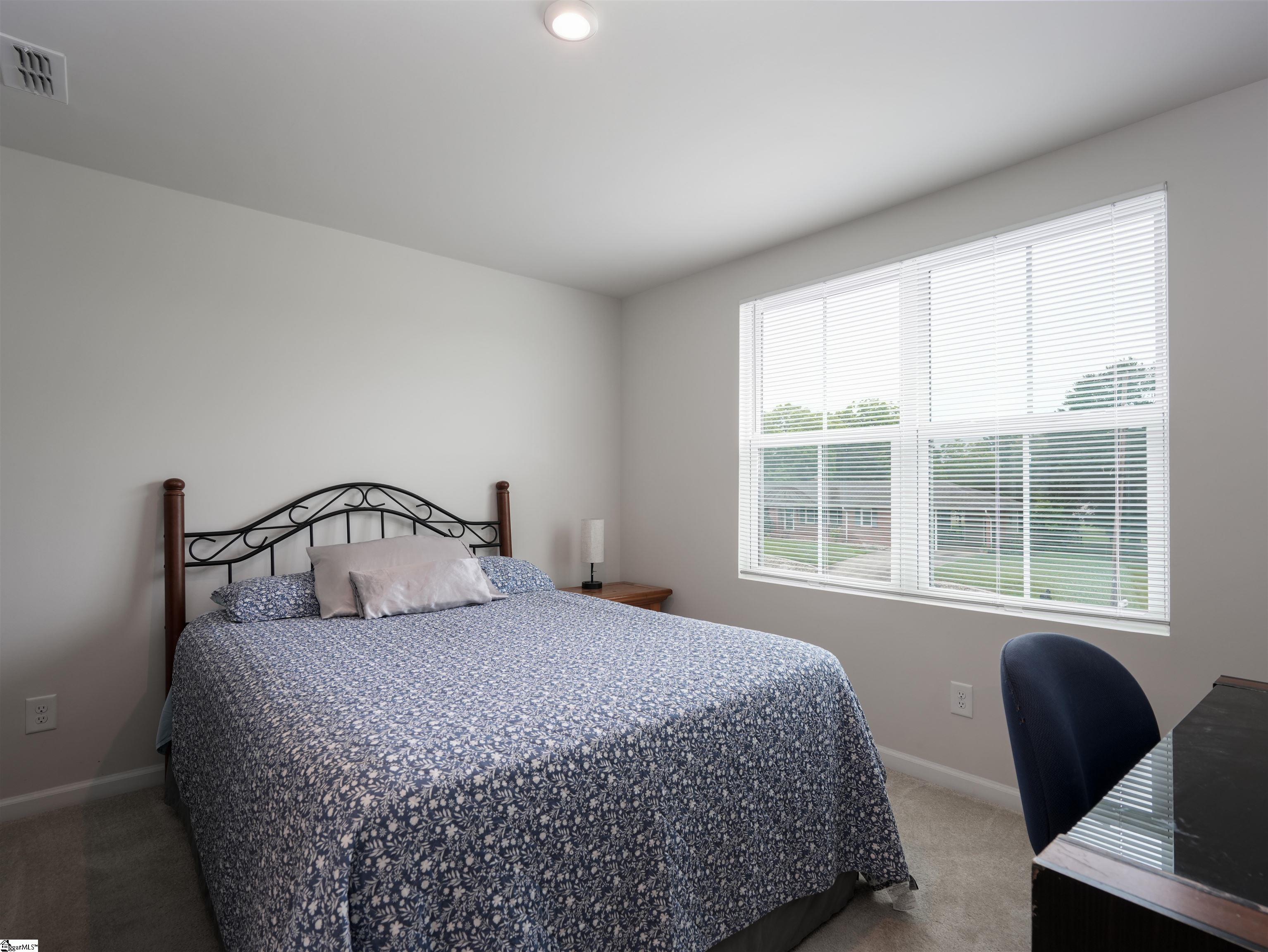 8 Verdant Leaf Way Greenville, SC 29617