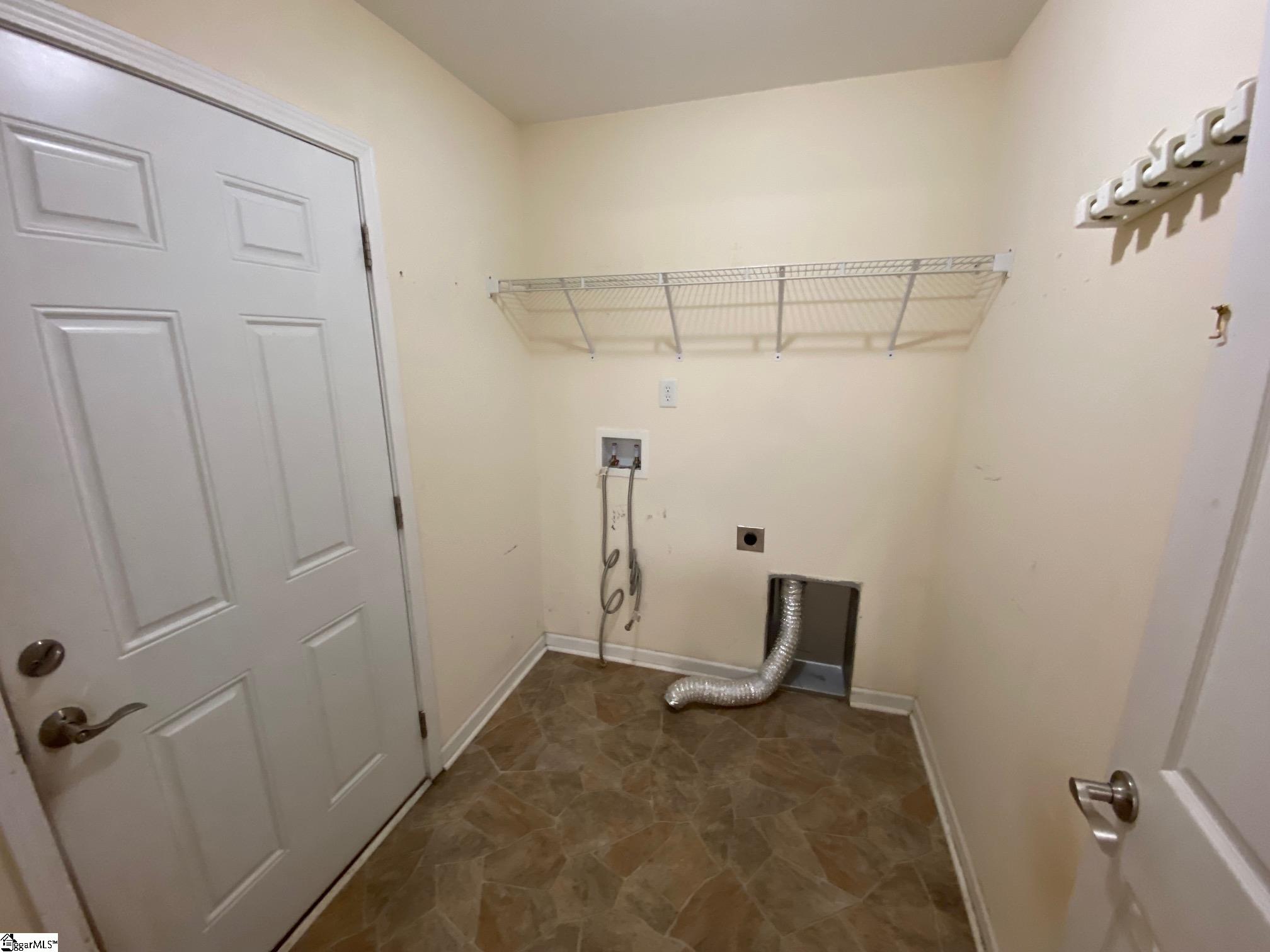 213 Destiny Drive Gray Court, SC 29645