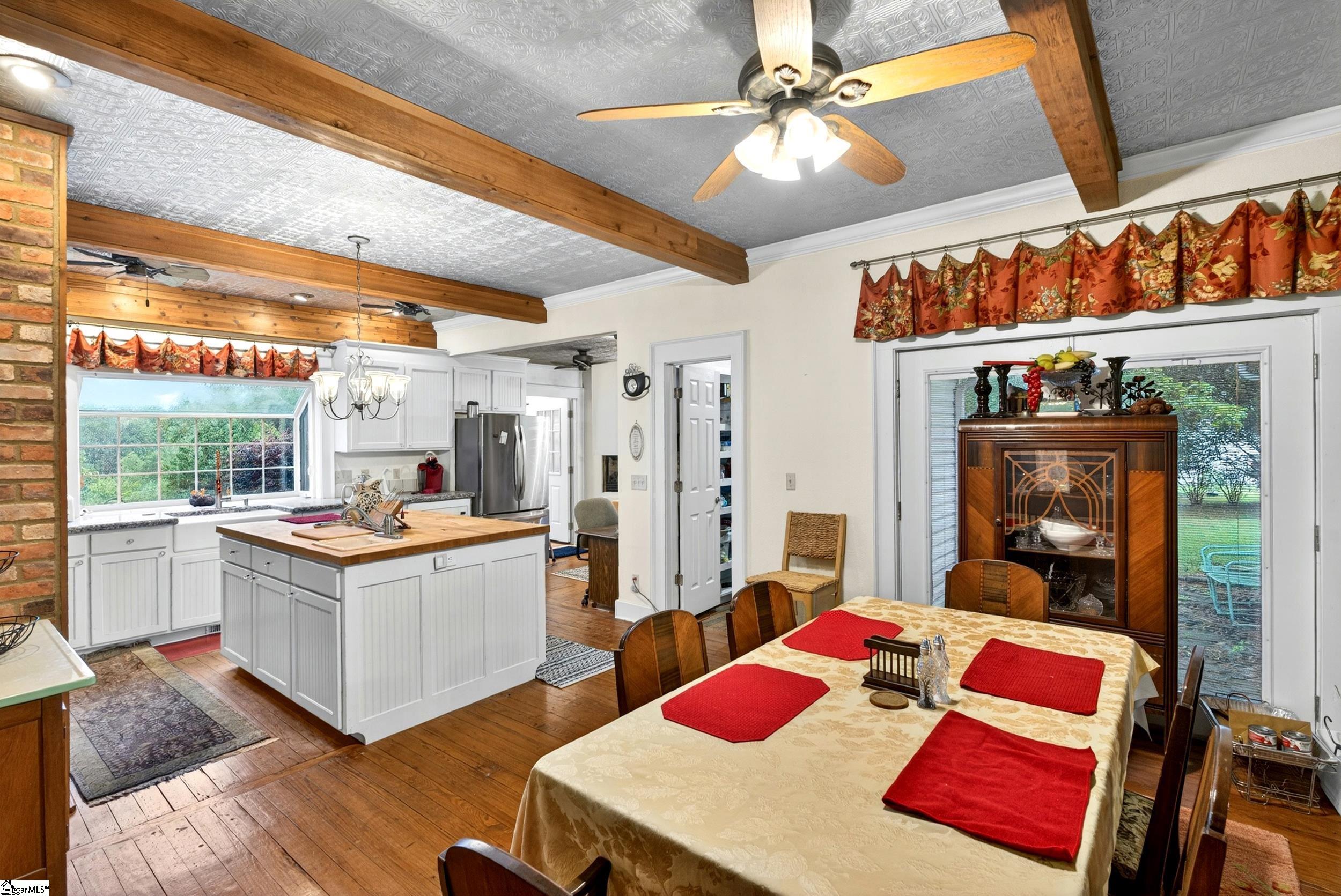 2471 Holly Springs Road Inman, SC 29349