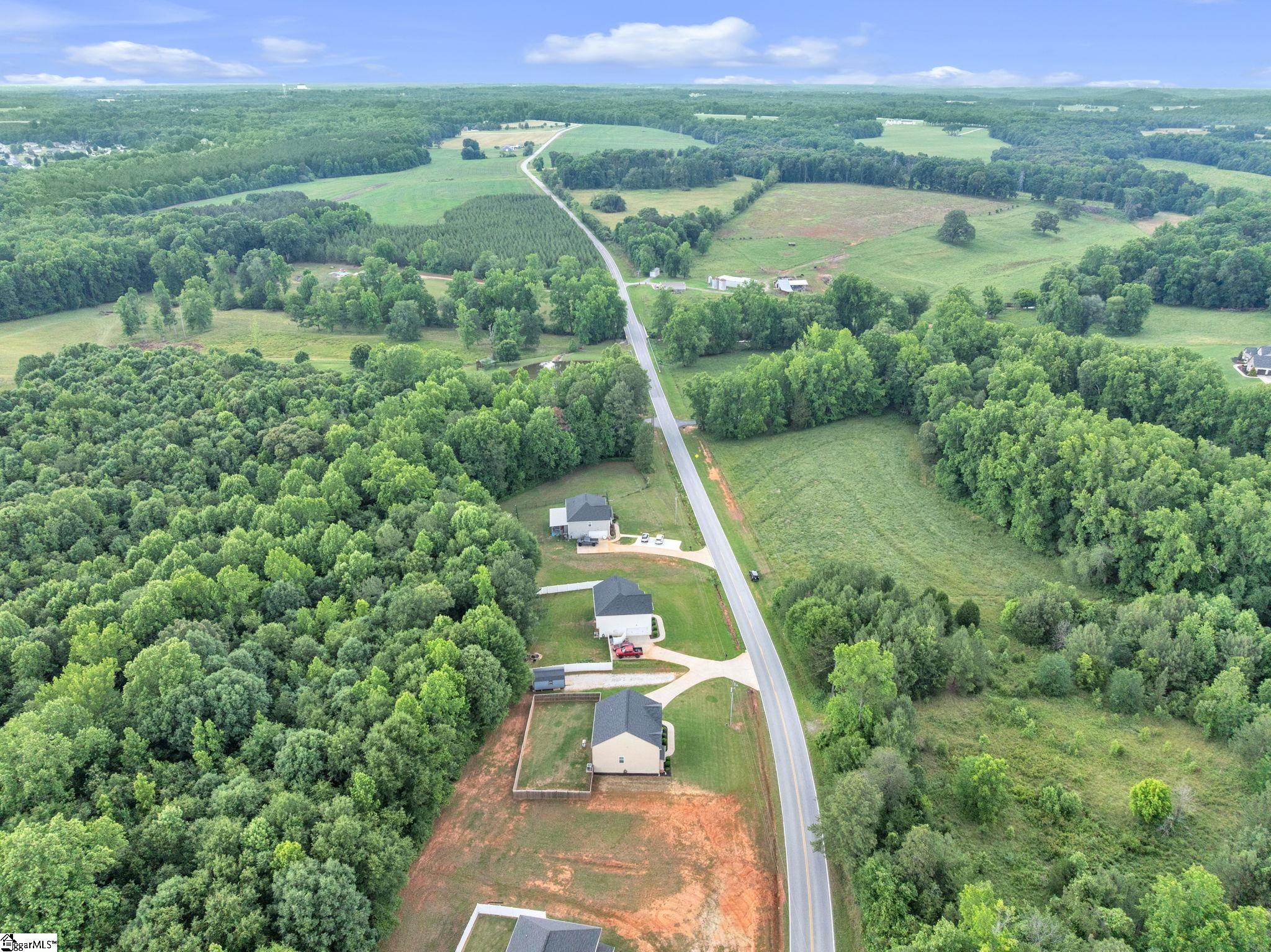 1275 Twin Bridge Road Gaffney, SC 29341