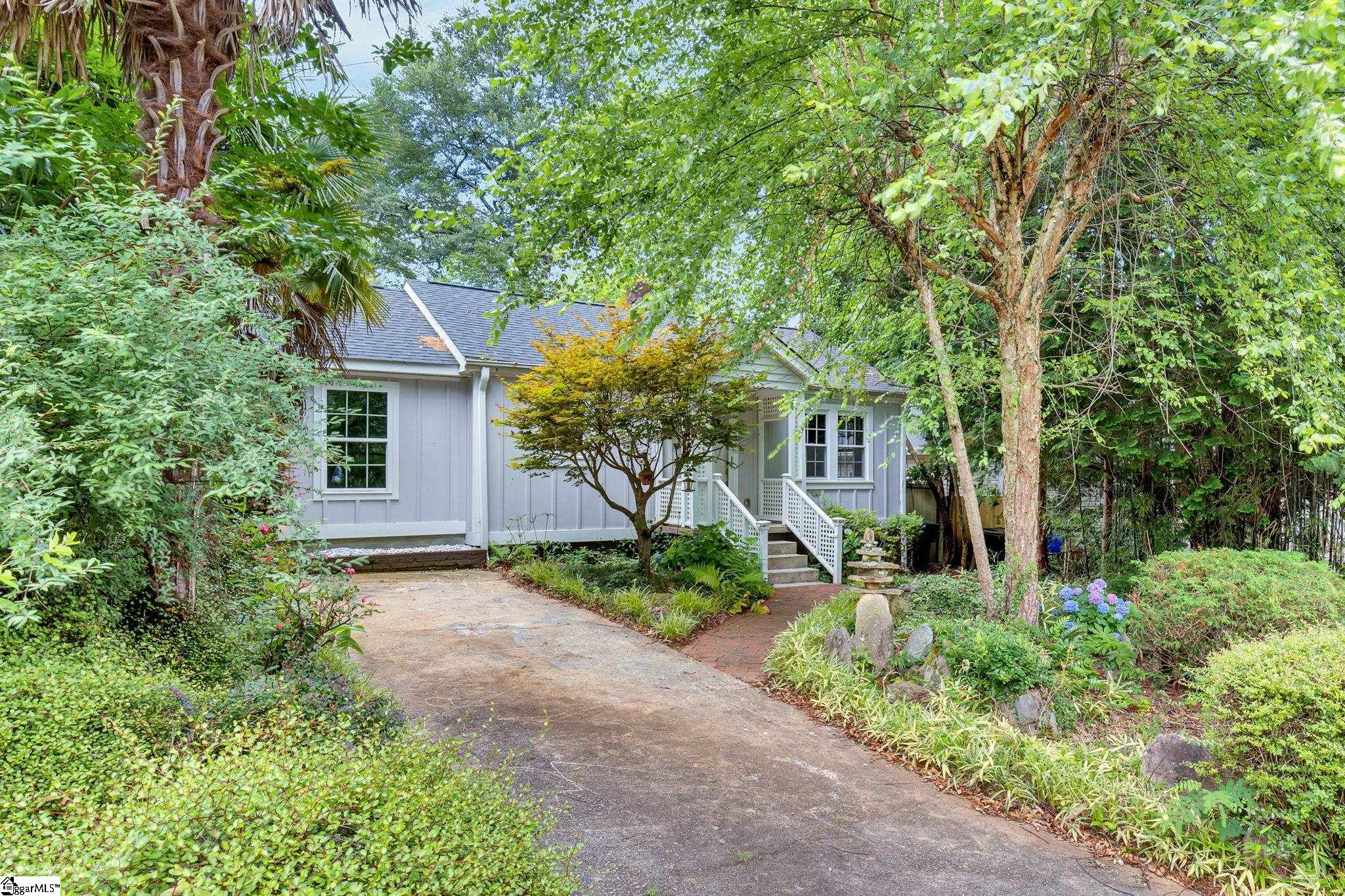 14 Dixie Avenue Greenville, SC 29607-1420