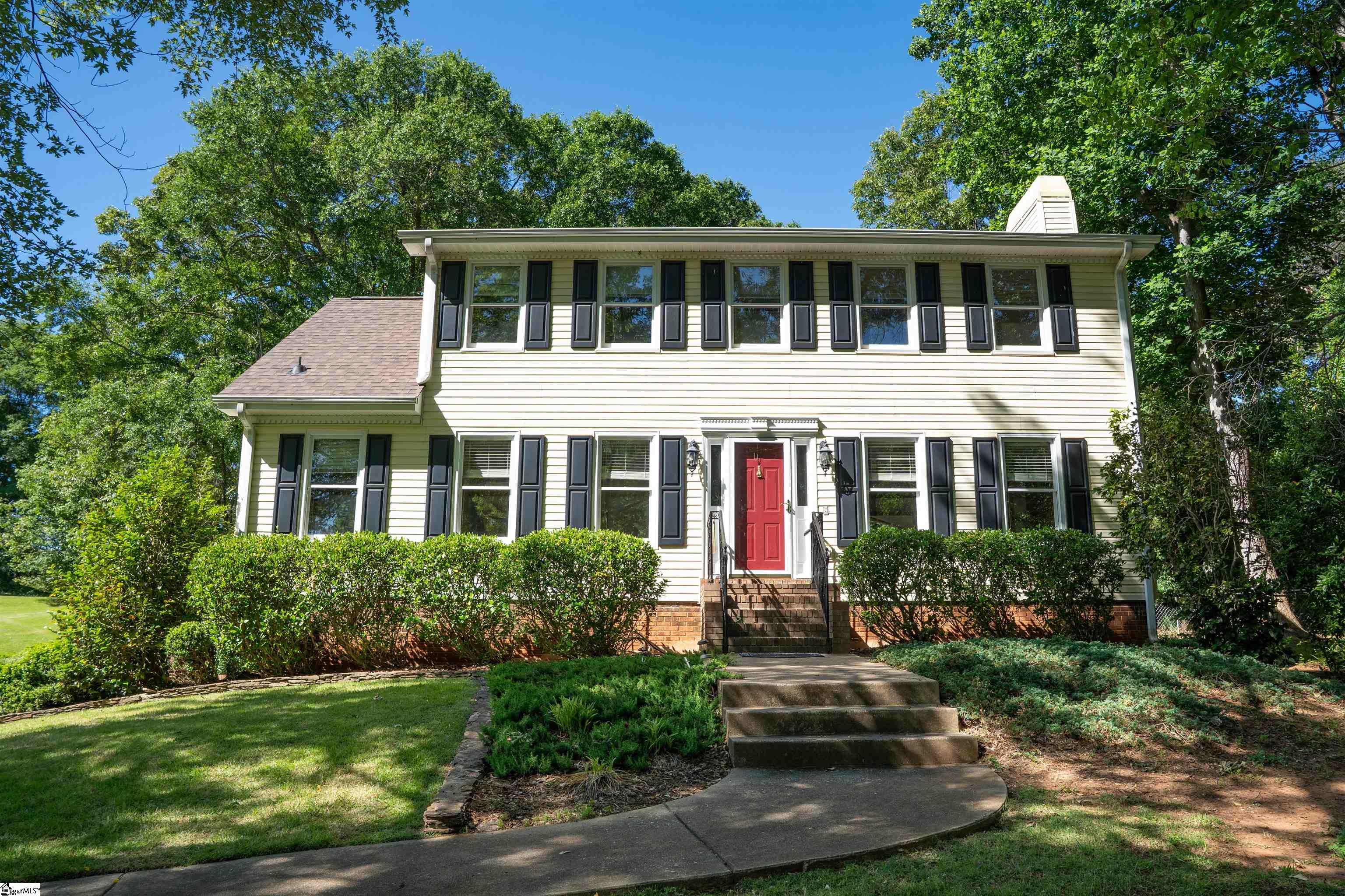 100 Shenandoah Drive, Spartanburg SC 29301,Spartanburg,Spartanburg,Residential
