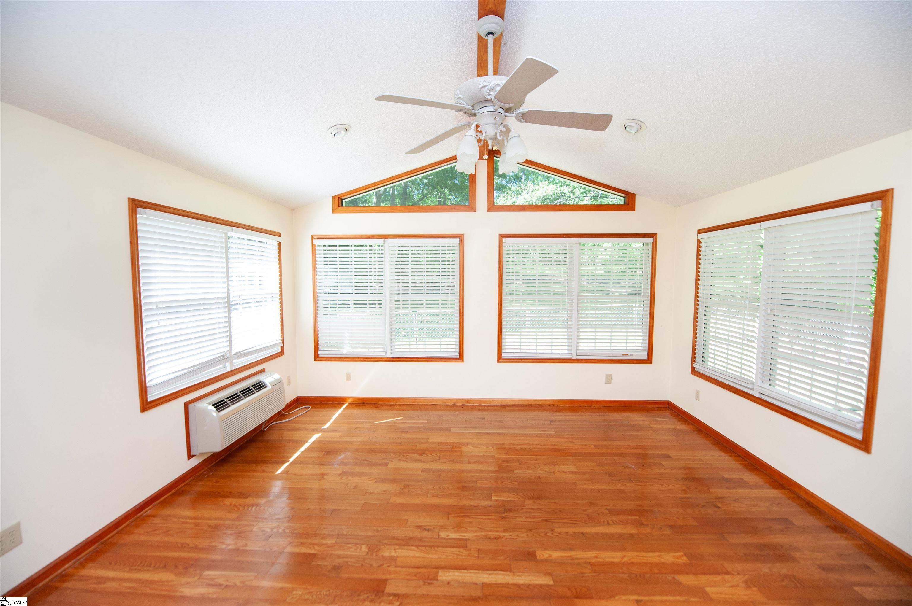 100 Shenandoah Drive Spartanburg, SC 29301