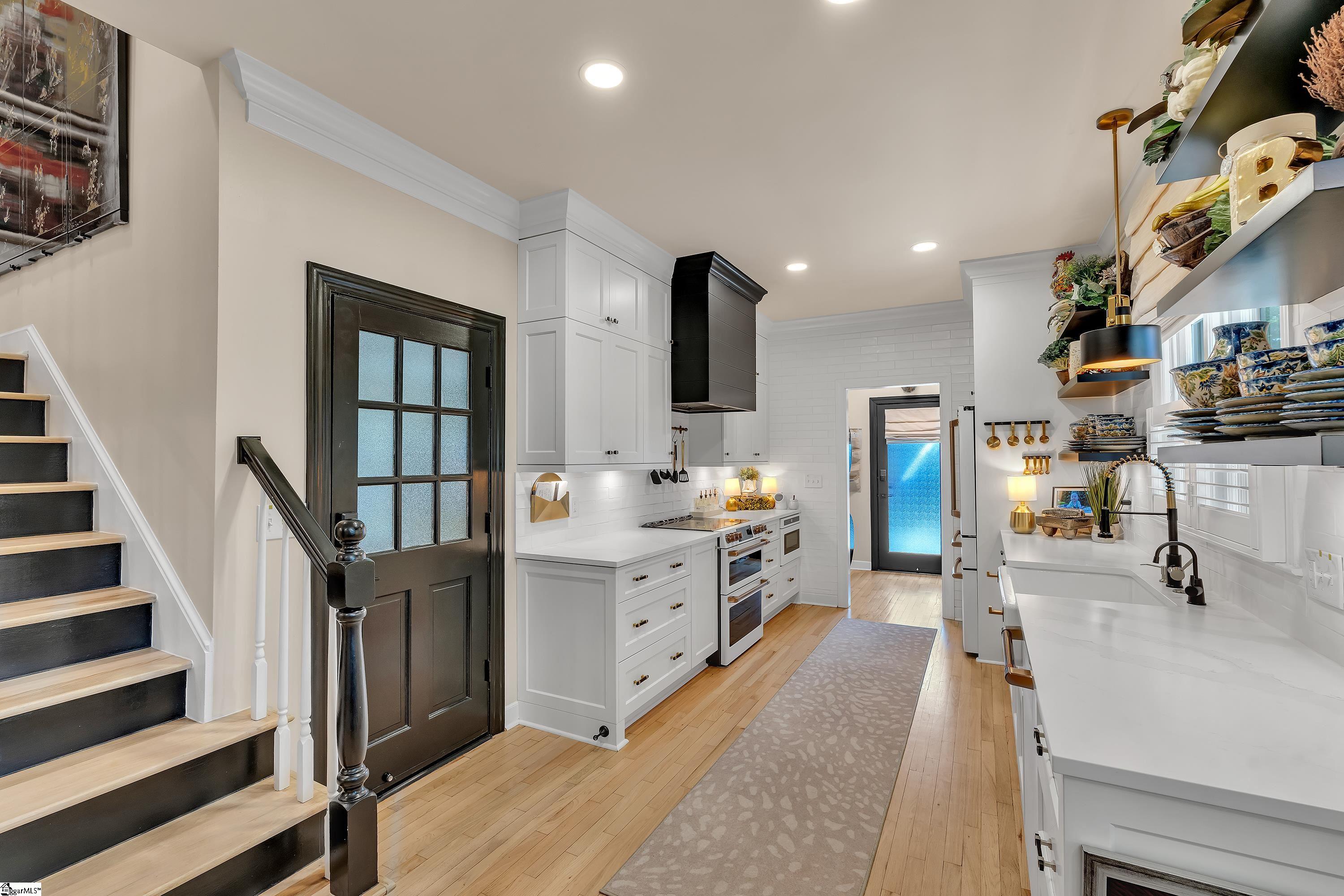 514 Huntington Road Greenville, SC 29615
