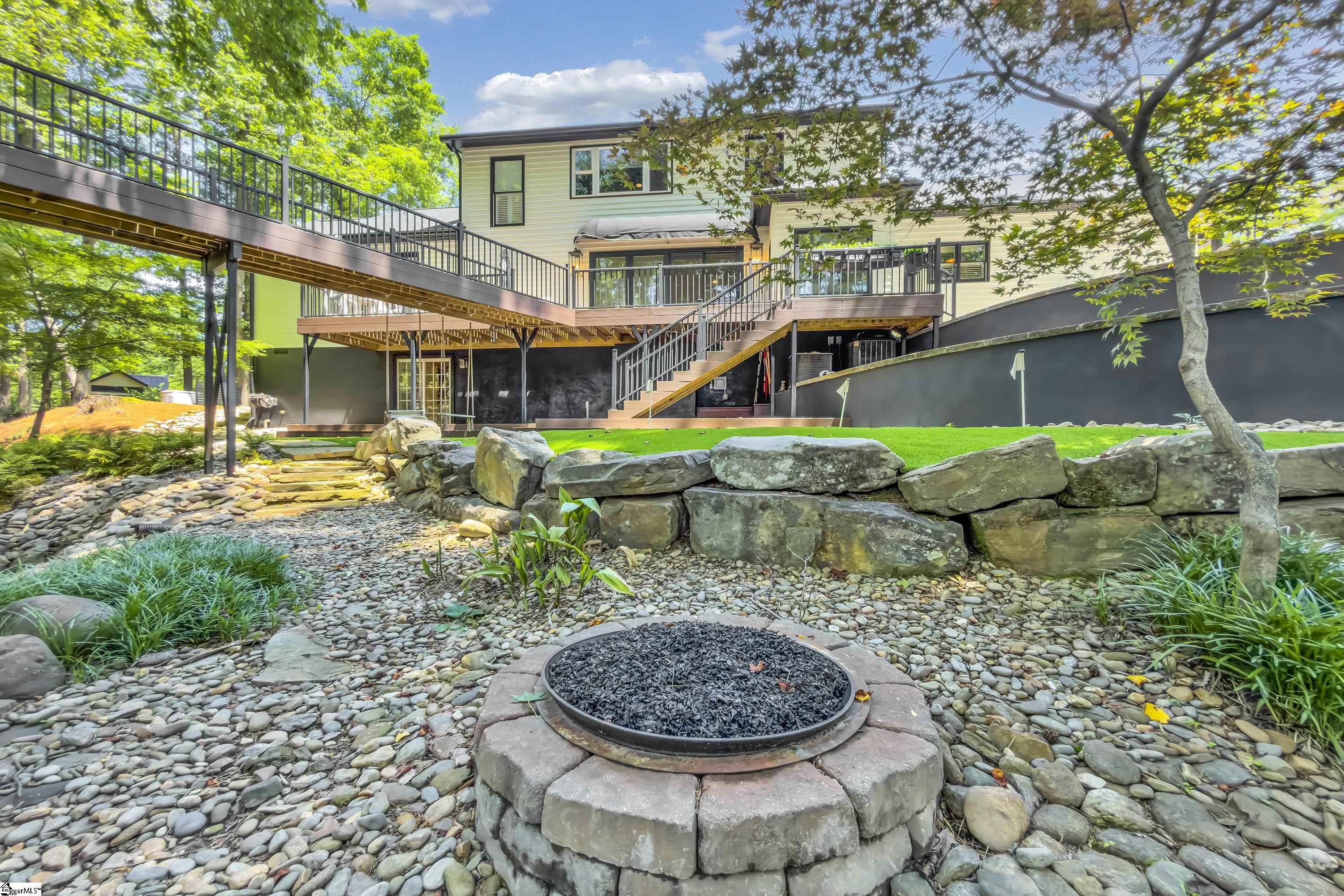 514 Huntington Road Greenville, SC 29615