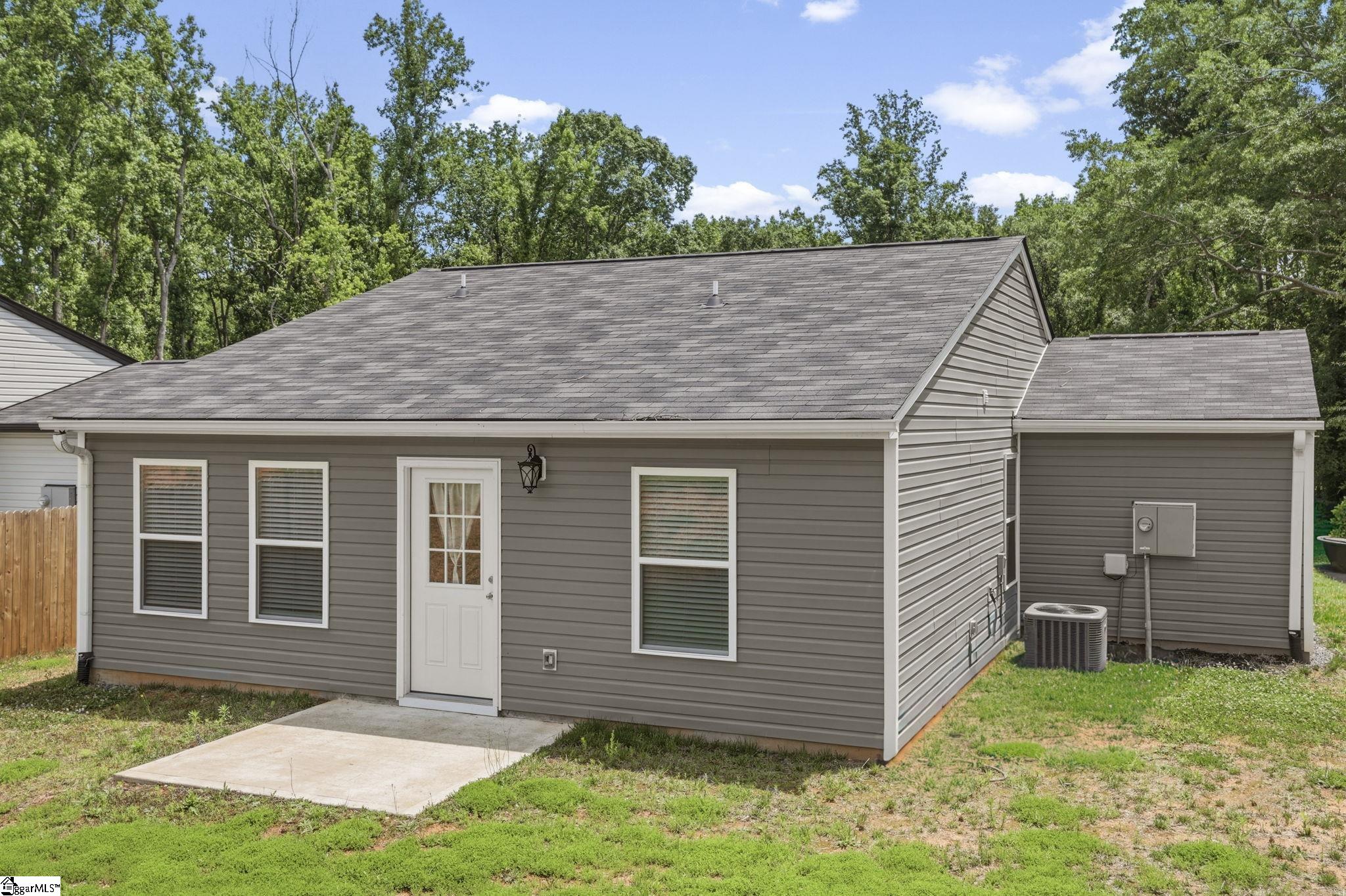 832 Fairwood Drive Woodruff, SC 29388
