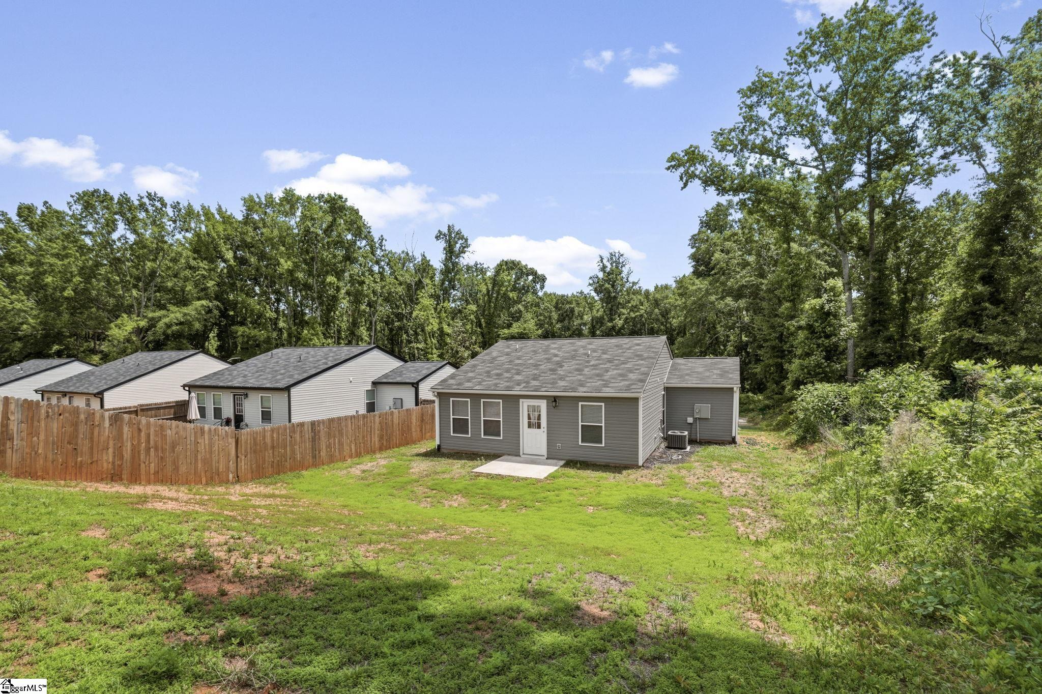 832 Fairwood Drive Woodruff, SC 29388