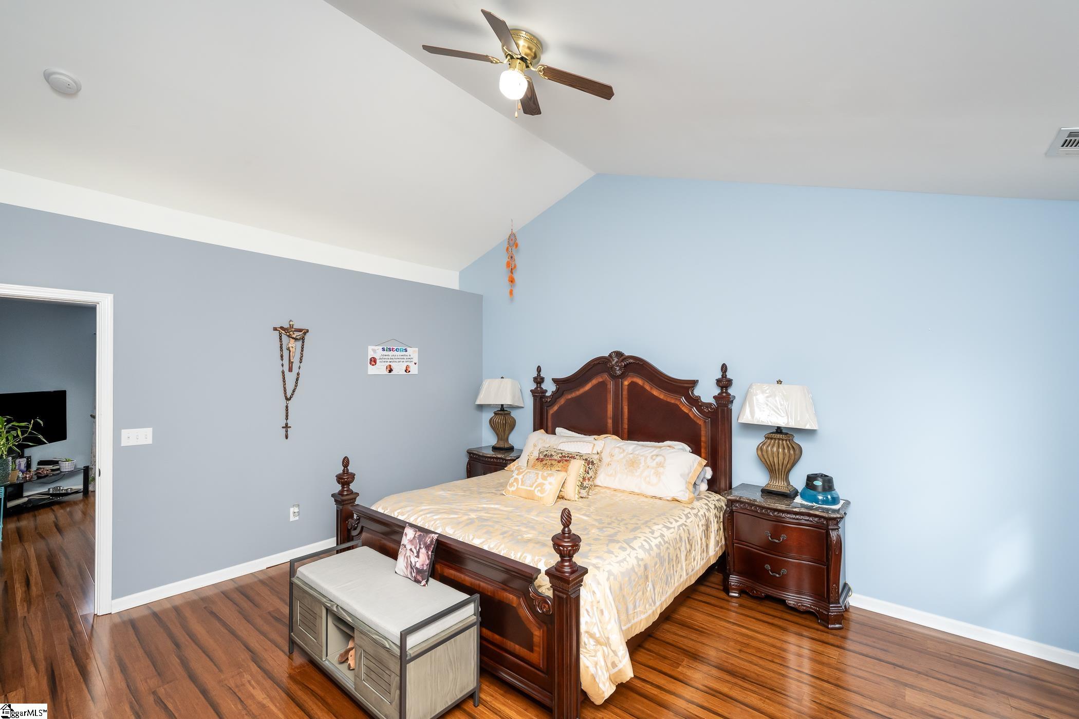 2 Hollow Tree Way Greenville, SC 29605