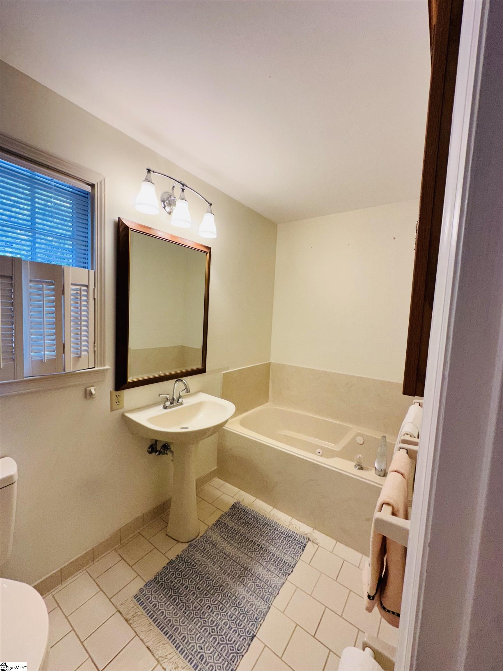 429 Long Reach Drive Salem, SC 29676