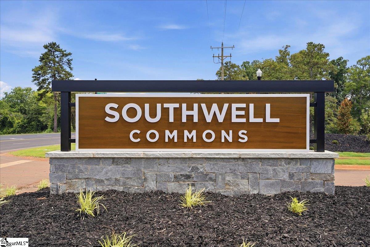 1012 Southwell Drive Anderson, SC 29626
