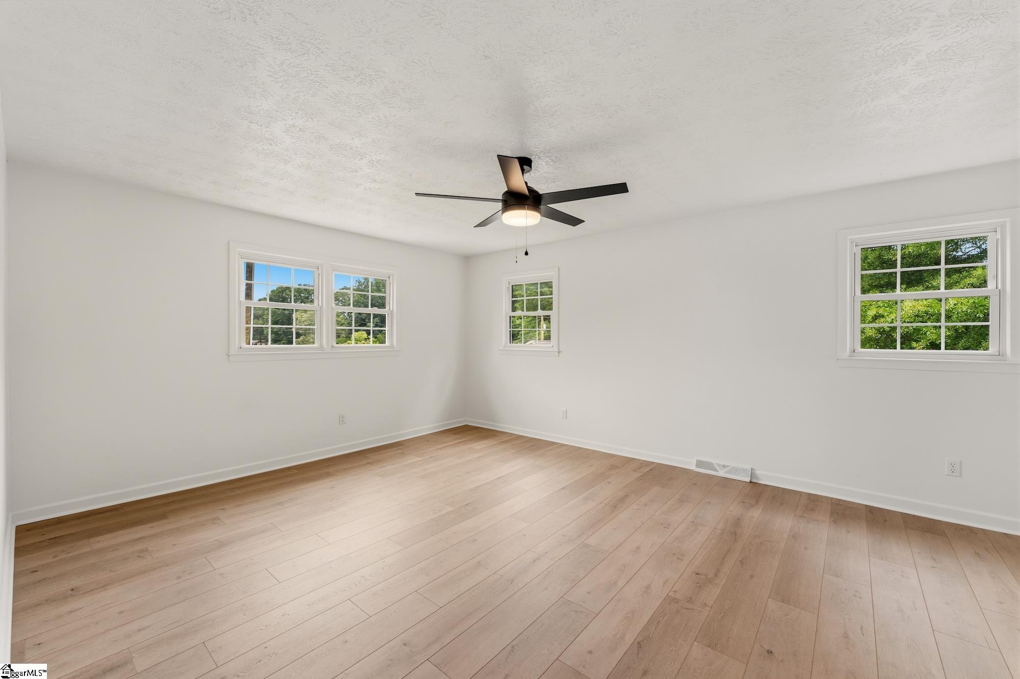 103 Ashley Court Easley, SC 29642