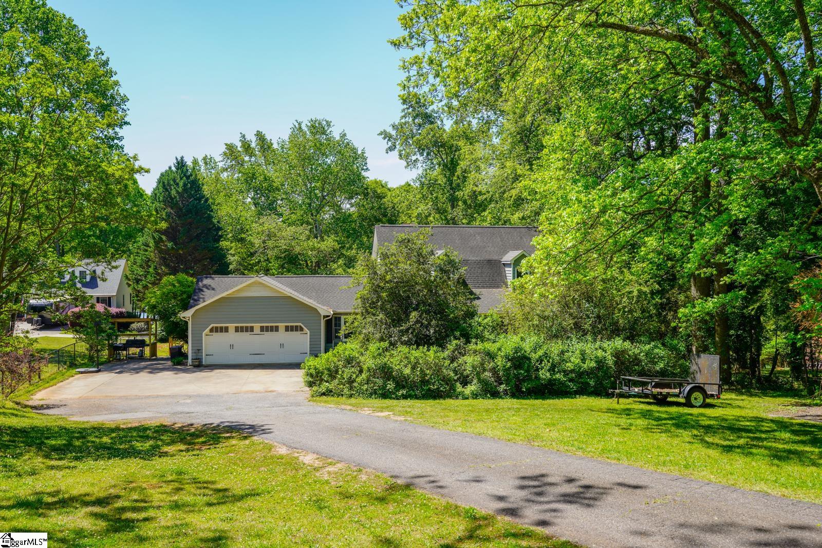 102 Hickory Hollow Drive Inman, SC 29349