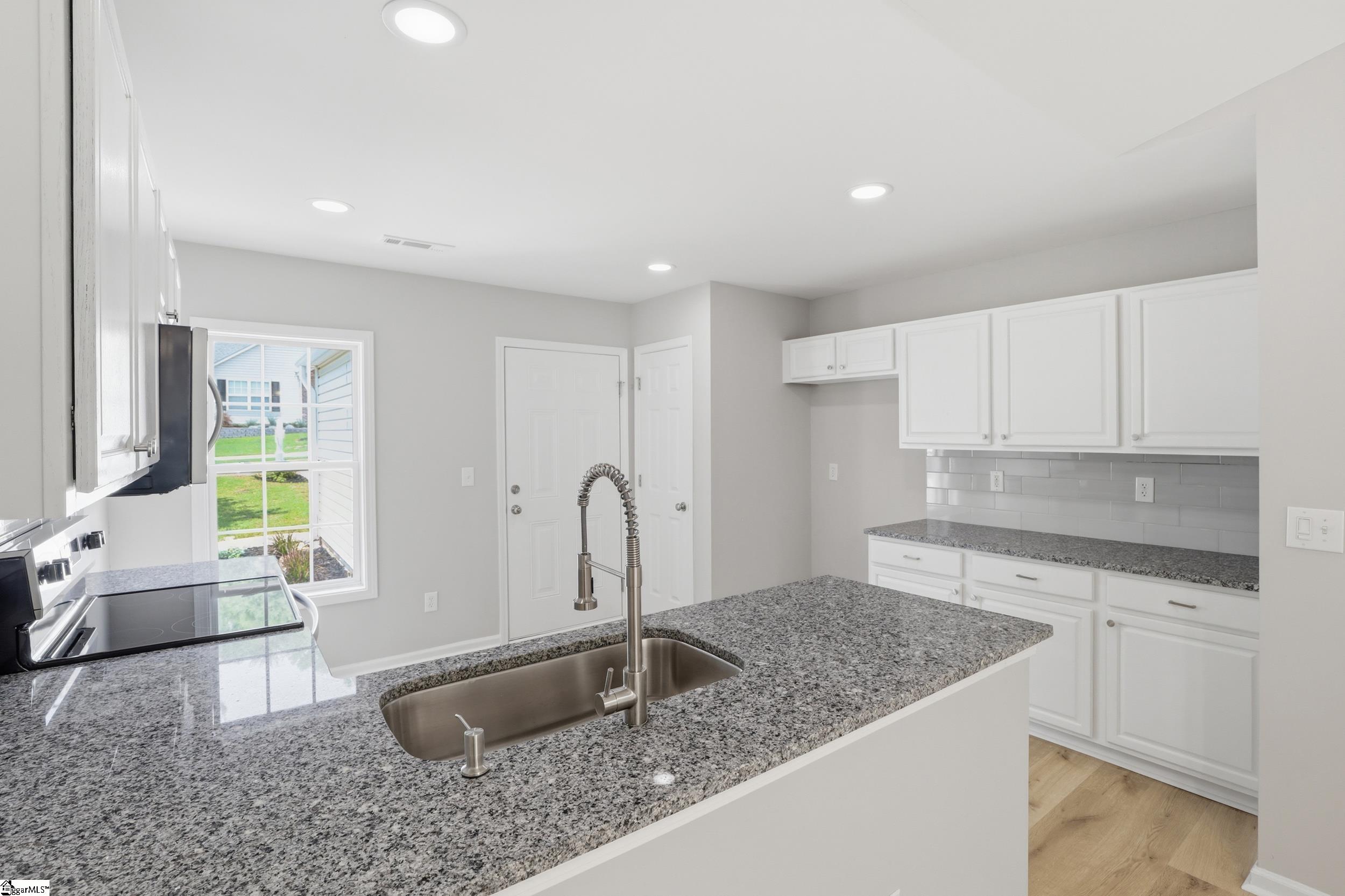 113 Midwood Road Travelers Rest, SC 29690