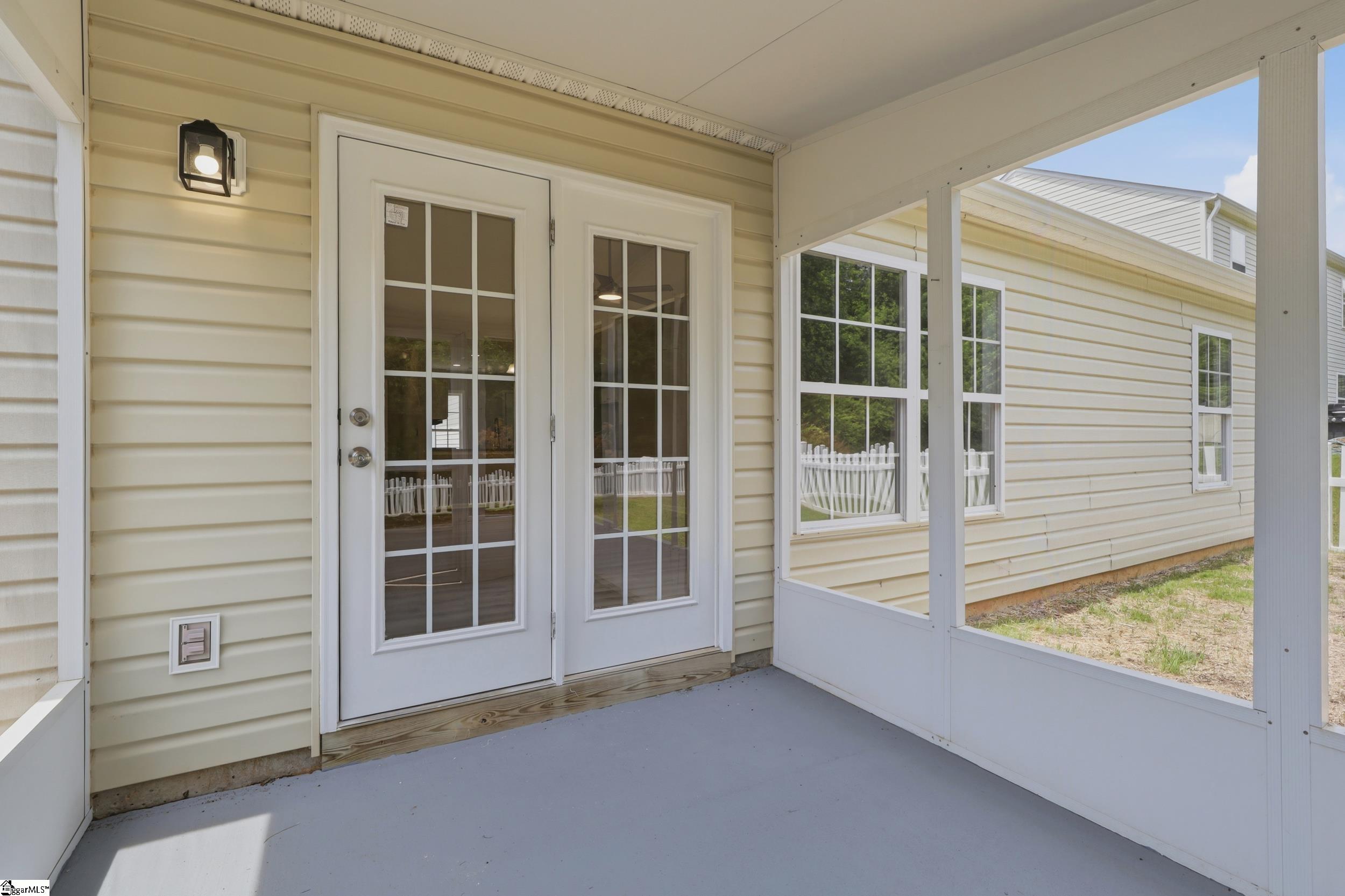 113 Midwood Road Travelers Rest, SC 29690