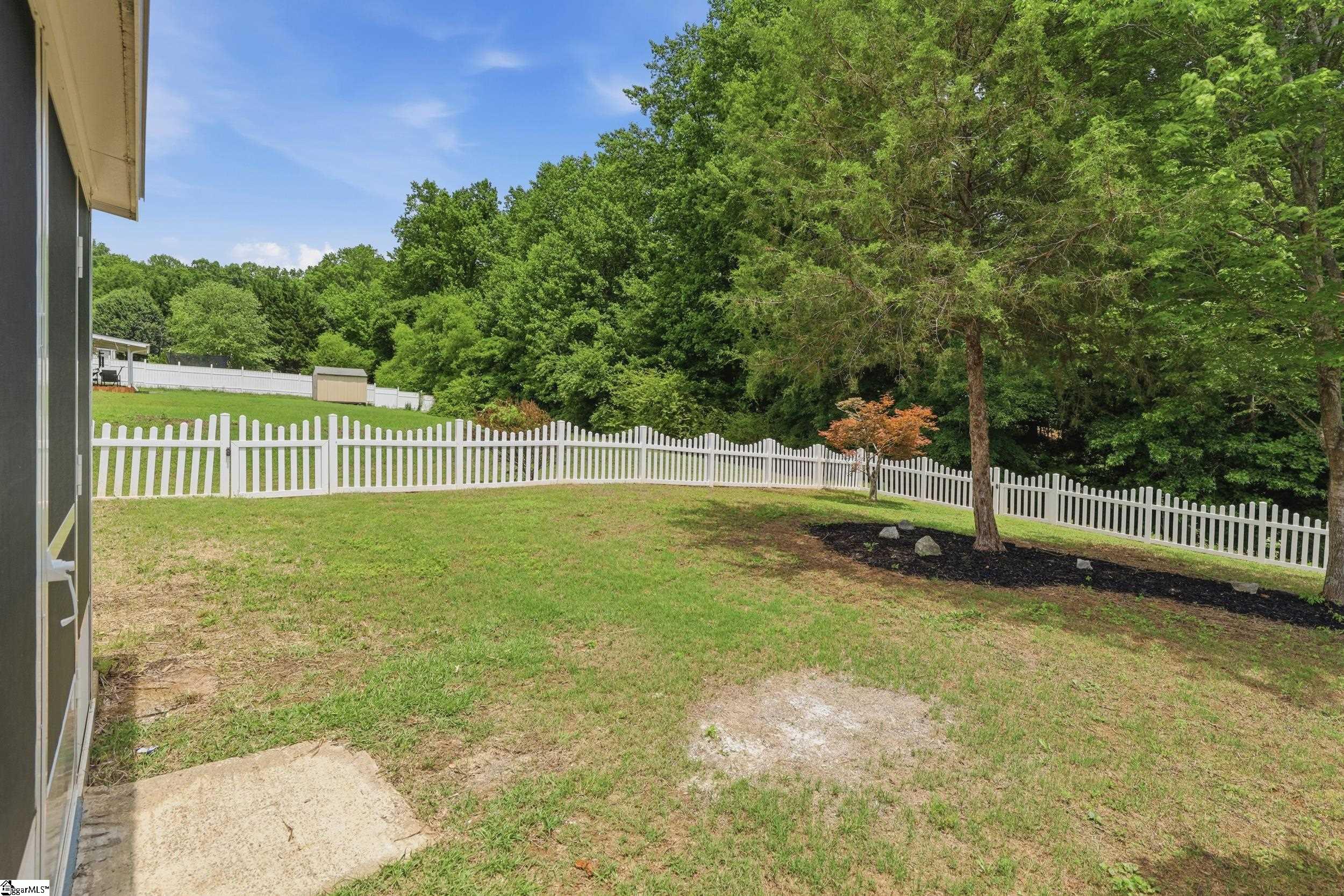 113 Midwood Road Travelers Rest, SC 29690