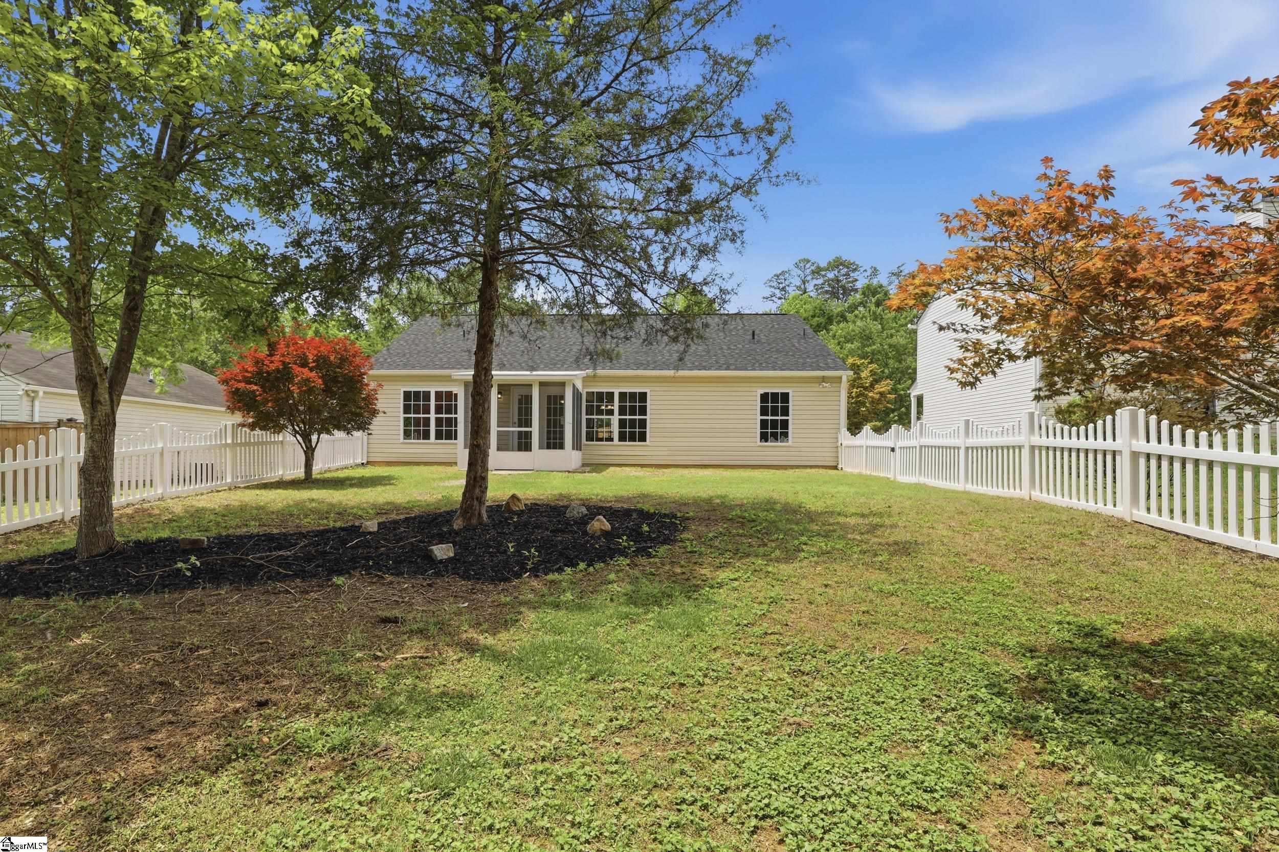 113 Midwood Road Travelers Rest, SC 29690