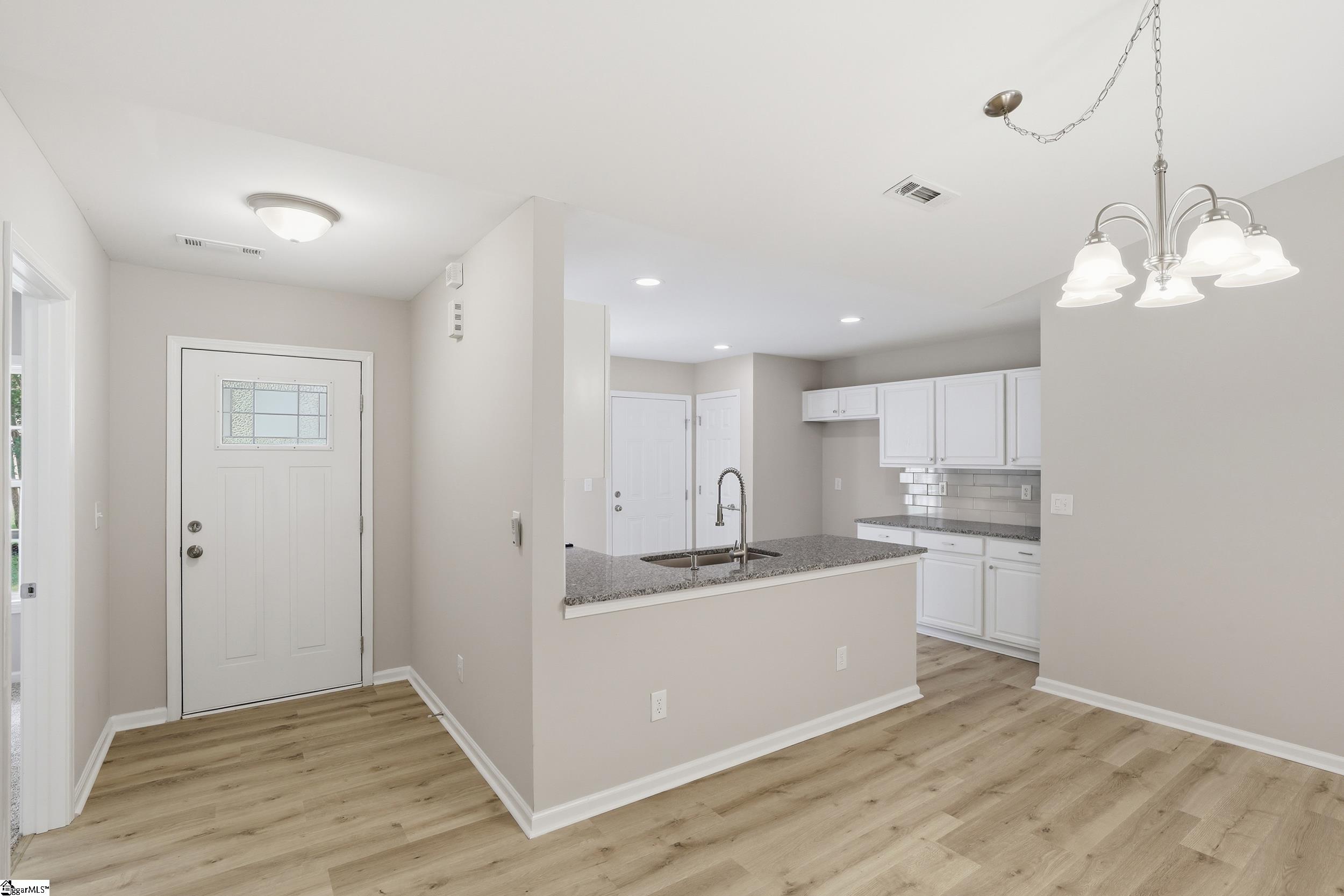 113 Midwood Road Travelers Rest, SC 29690