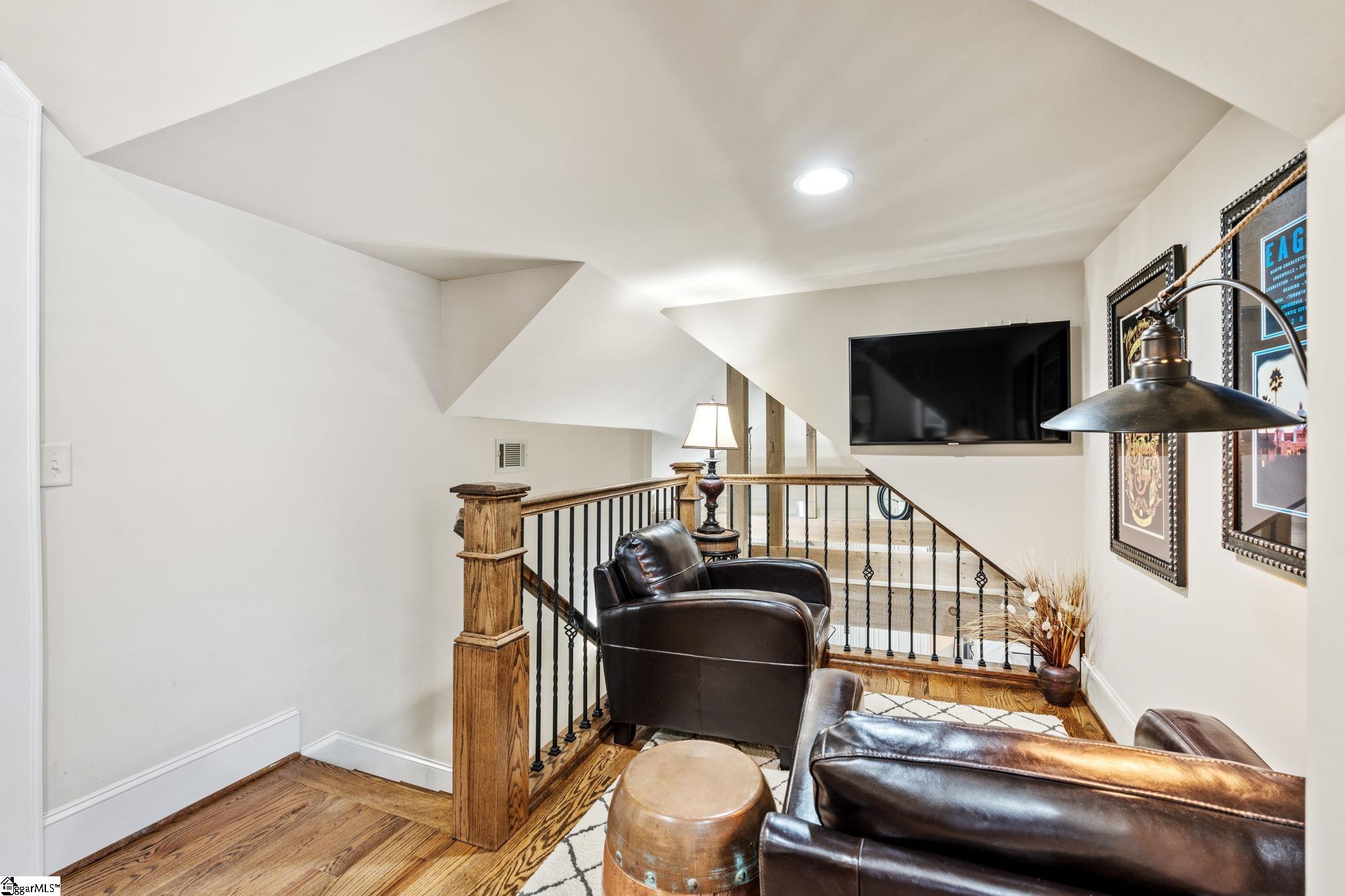 40 Keowee Avenue Greenville, SC 29605
