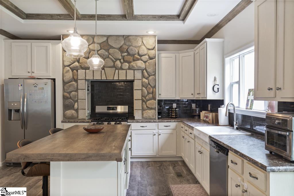 420 Earles Grove Road Westminster, SC 29693
