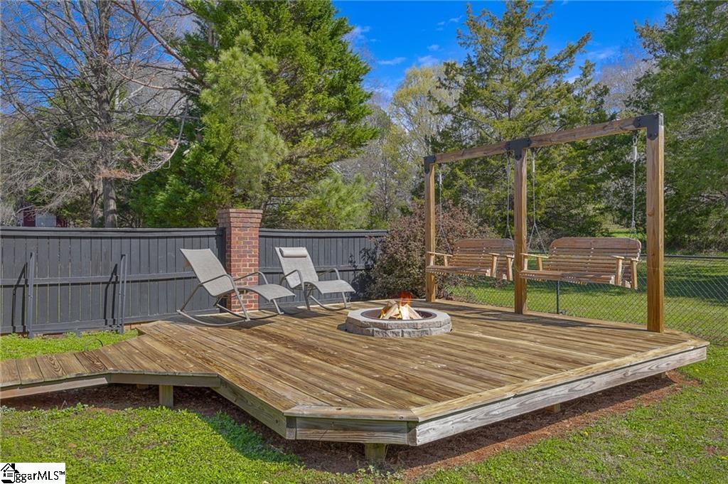 233 Bowen Drive Anderson, SC 29621