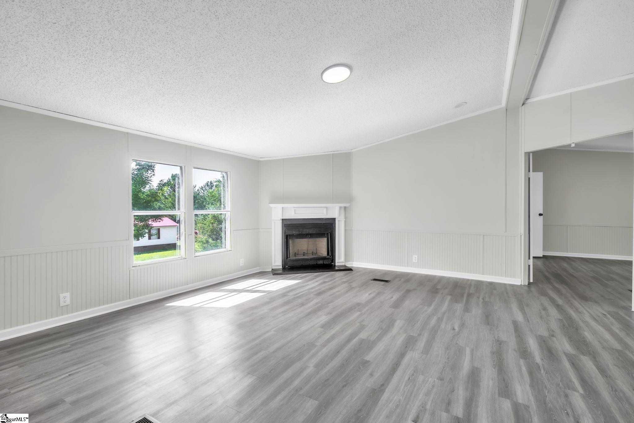 100 Riverbreeze Road Greenville, SC 29611