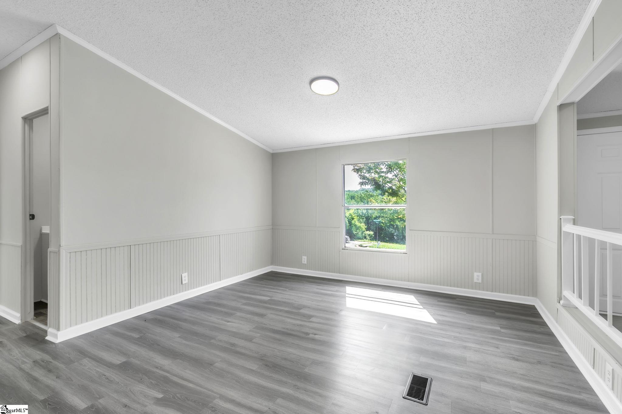 100 Riverbreeze Road Greenville, SC 29611