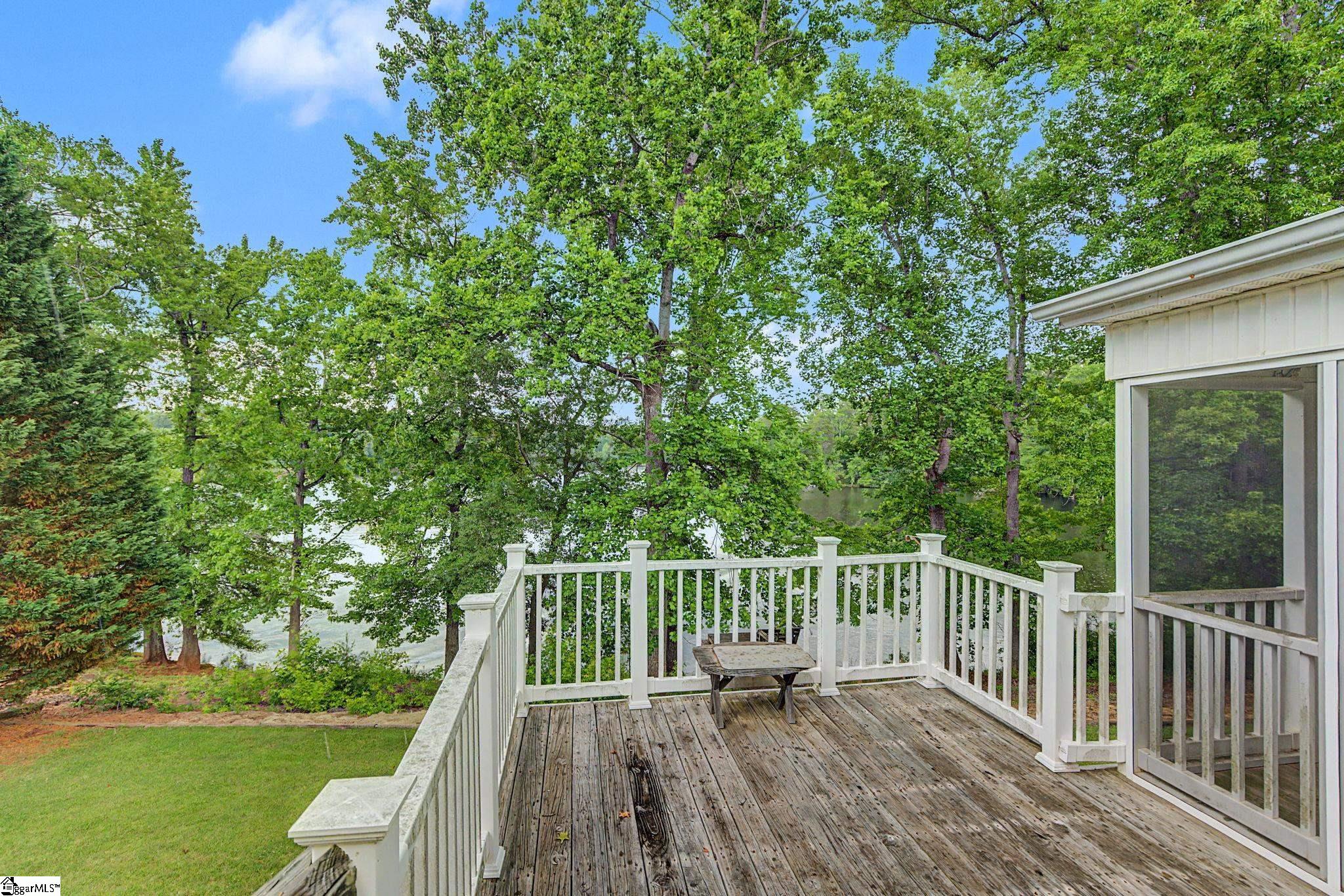 1754 Memorial Drive Extension Greer, SC 29651-6165
