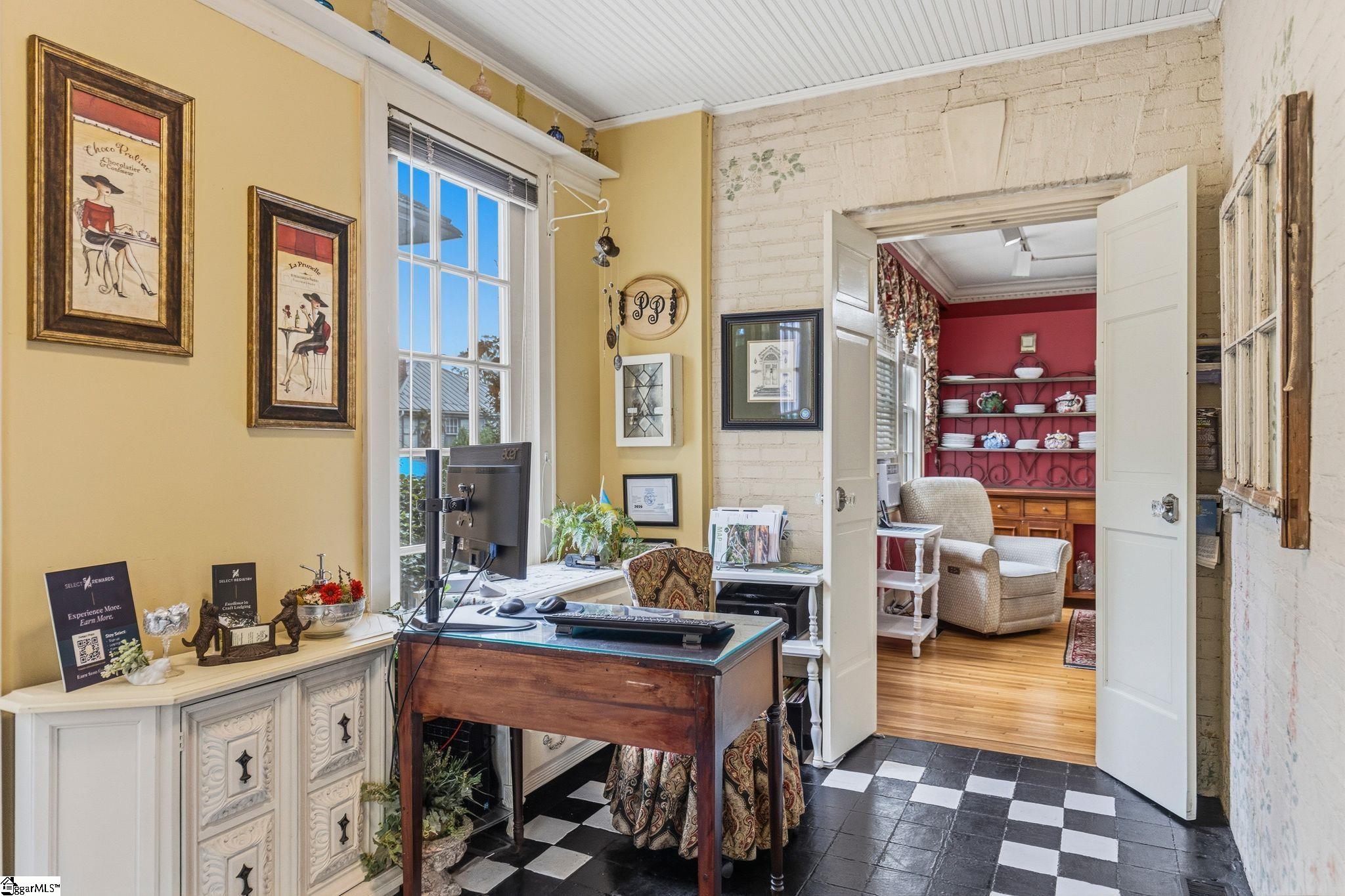 302 Pettigru Street Greenville, SC 29601