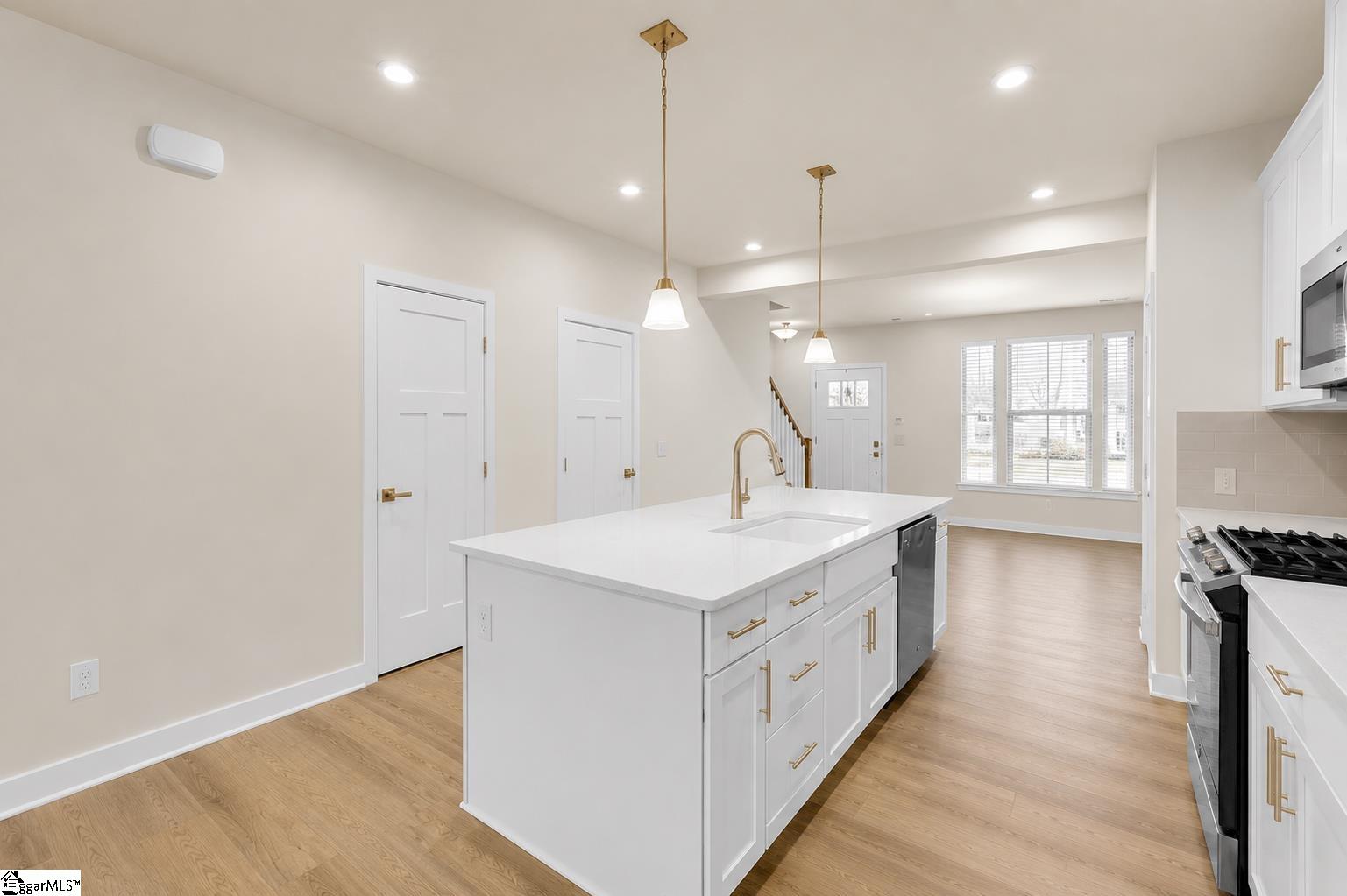 31 Moss Hollow Way, Simpsonville SC 29680