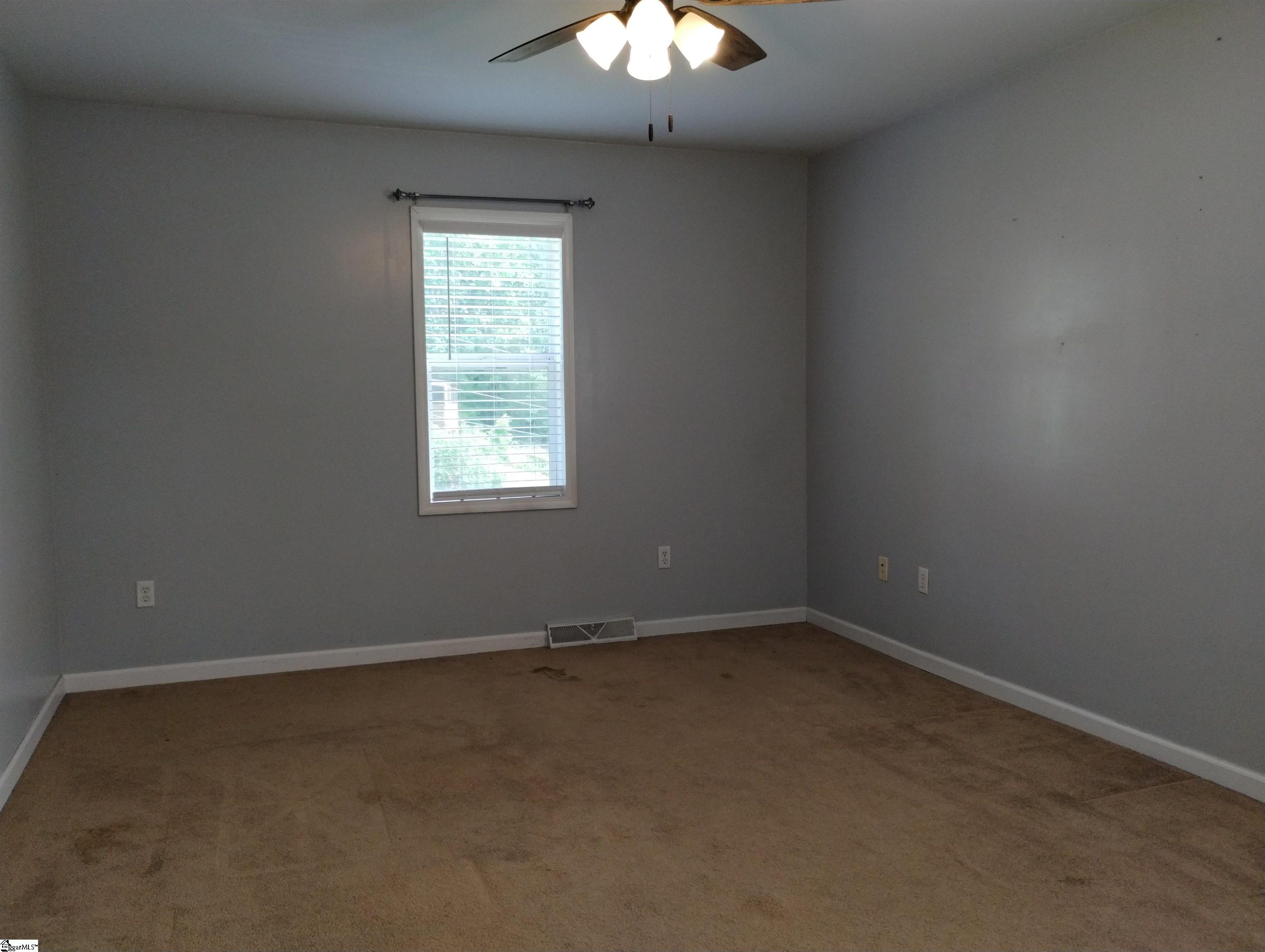 127 Eden Lane Central, SC 29640