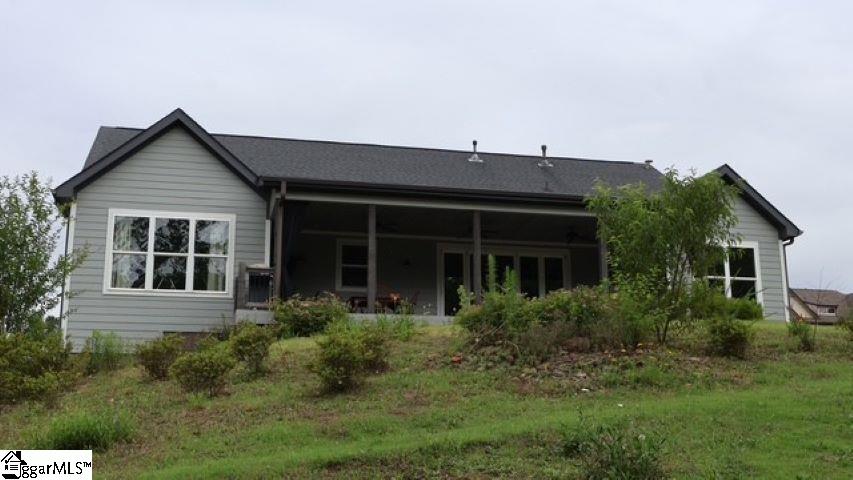 27 Enoree Farm Way Taylors, SC 29687