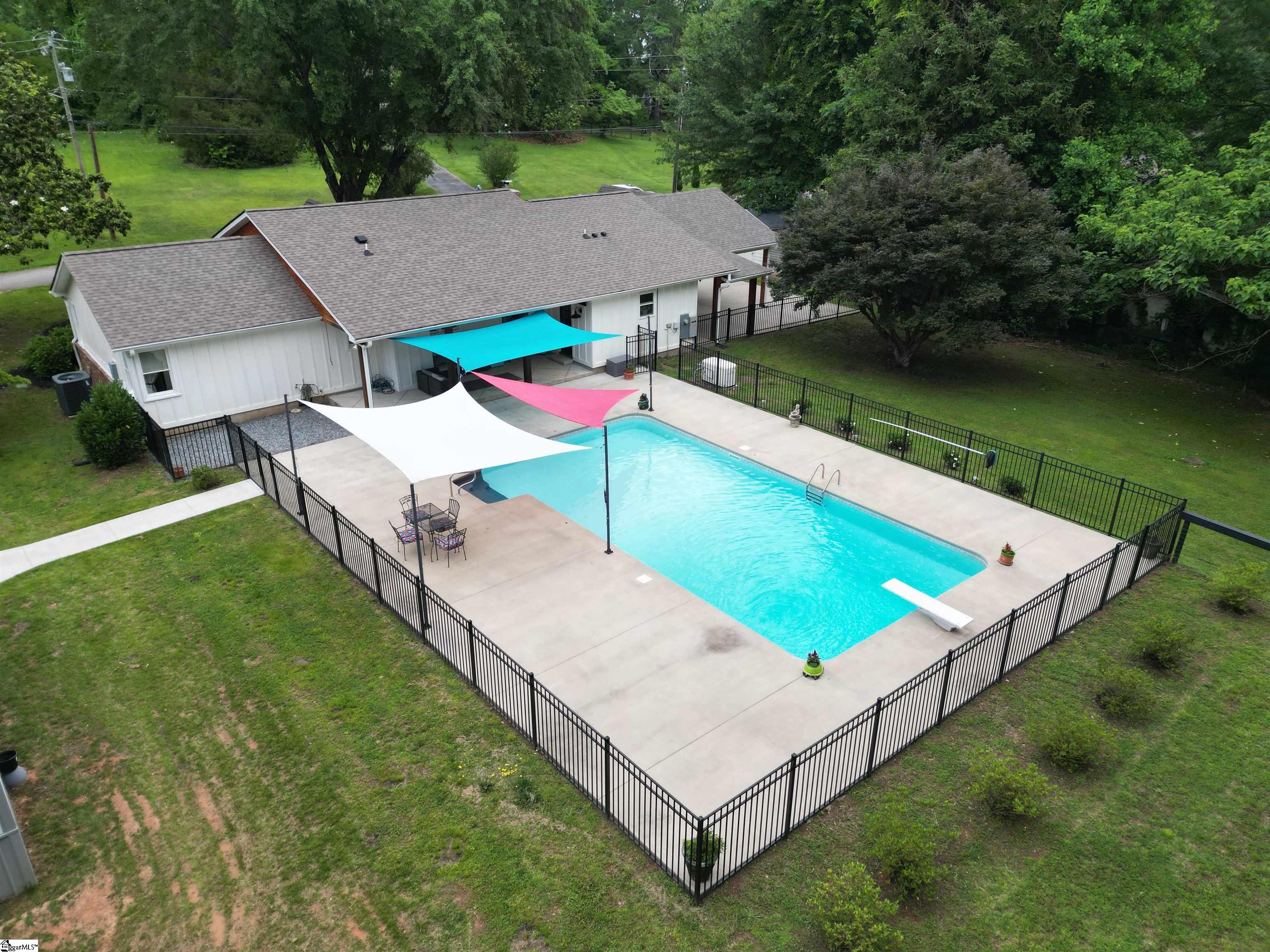 508 Forest Drive Landrum, SC 29356
