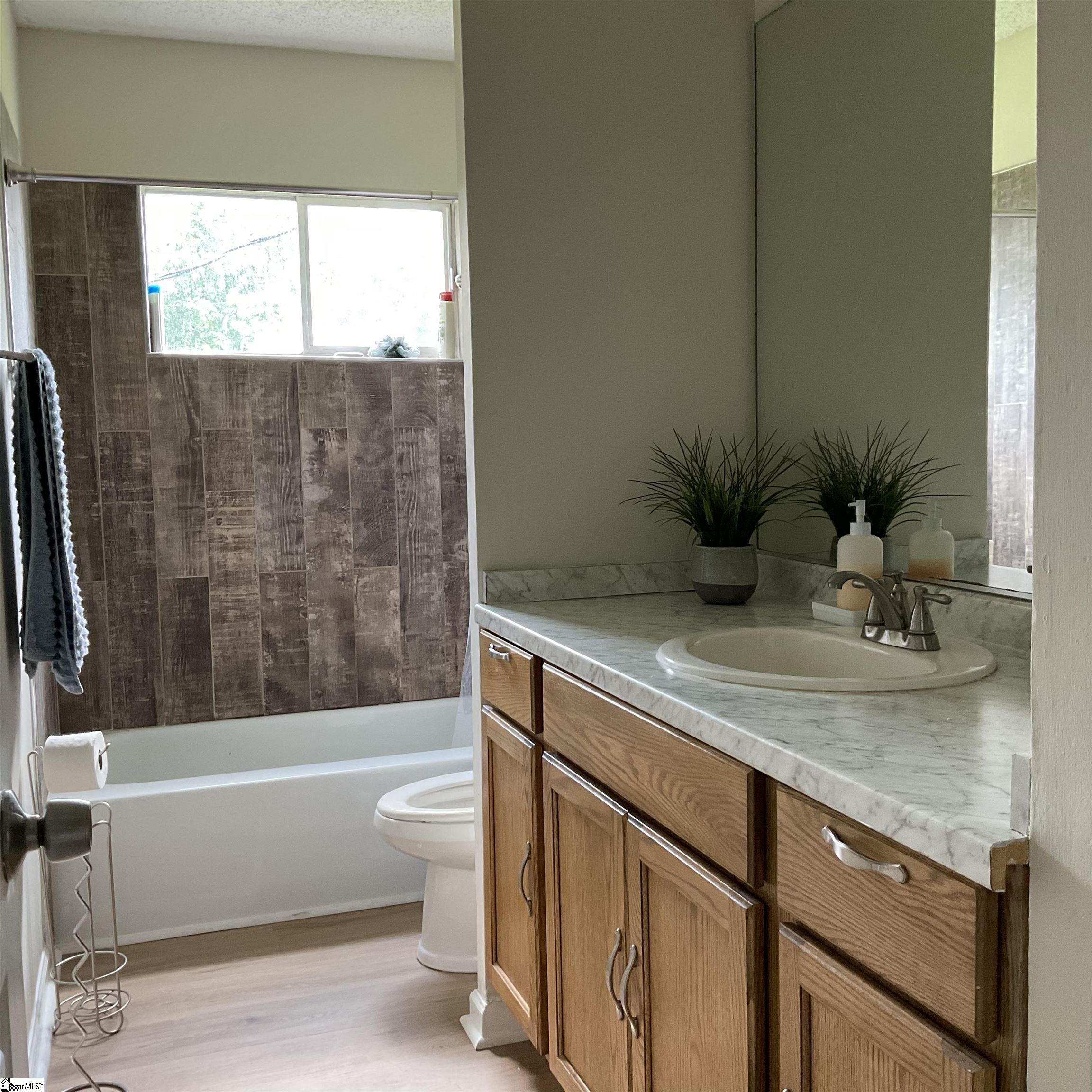 407 Old Farm Road Moore, SC 29539