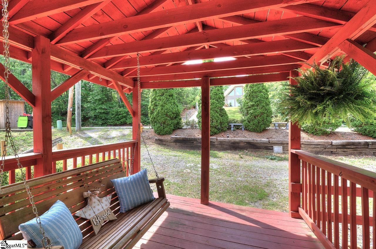 189 Caledonia Road Landrum, SC 29356