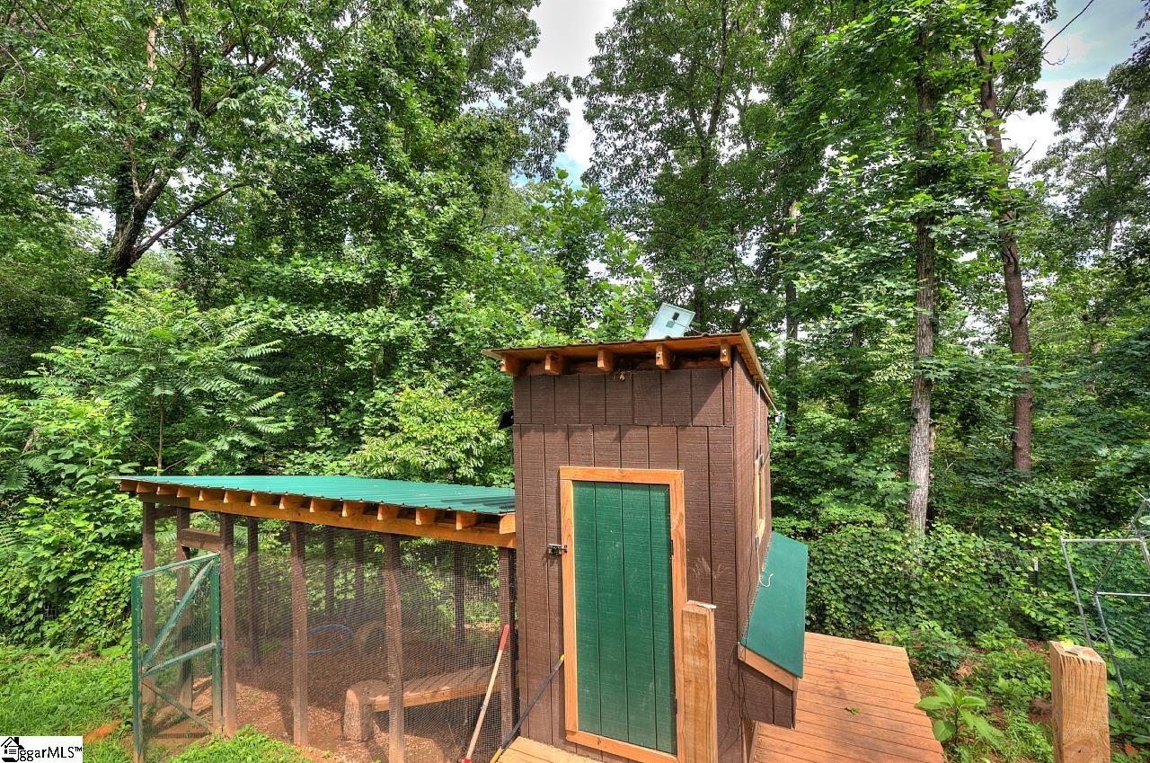 189 Caledonia Road Landrum, SC 29356