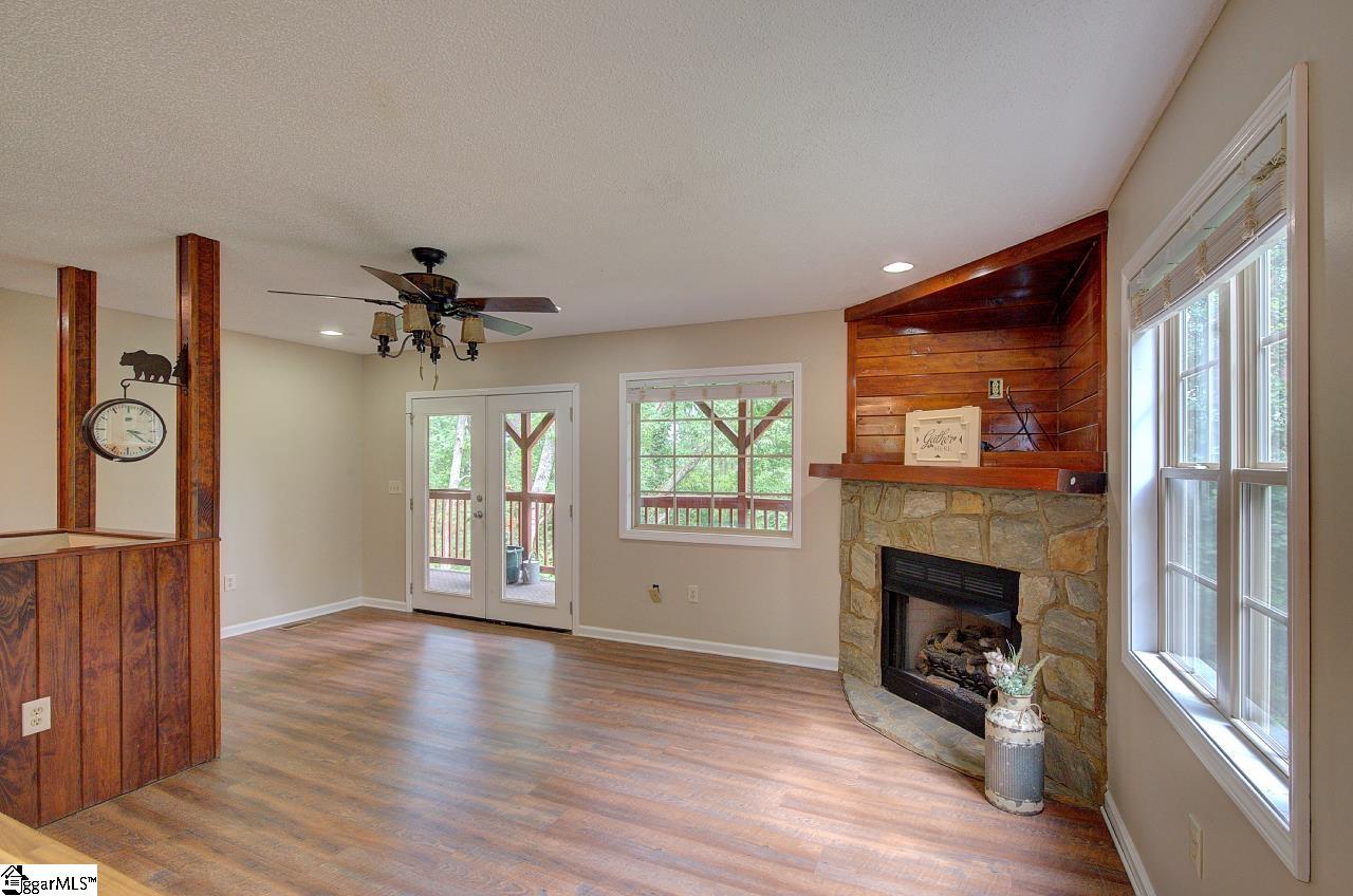 189 Caledonia Road Landrum, SC 29356