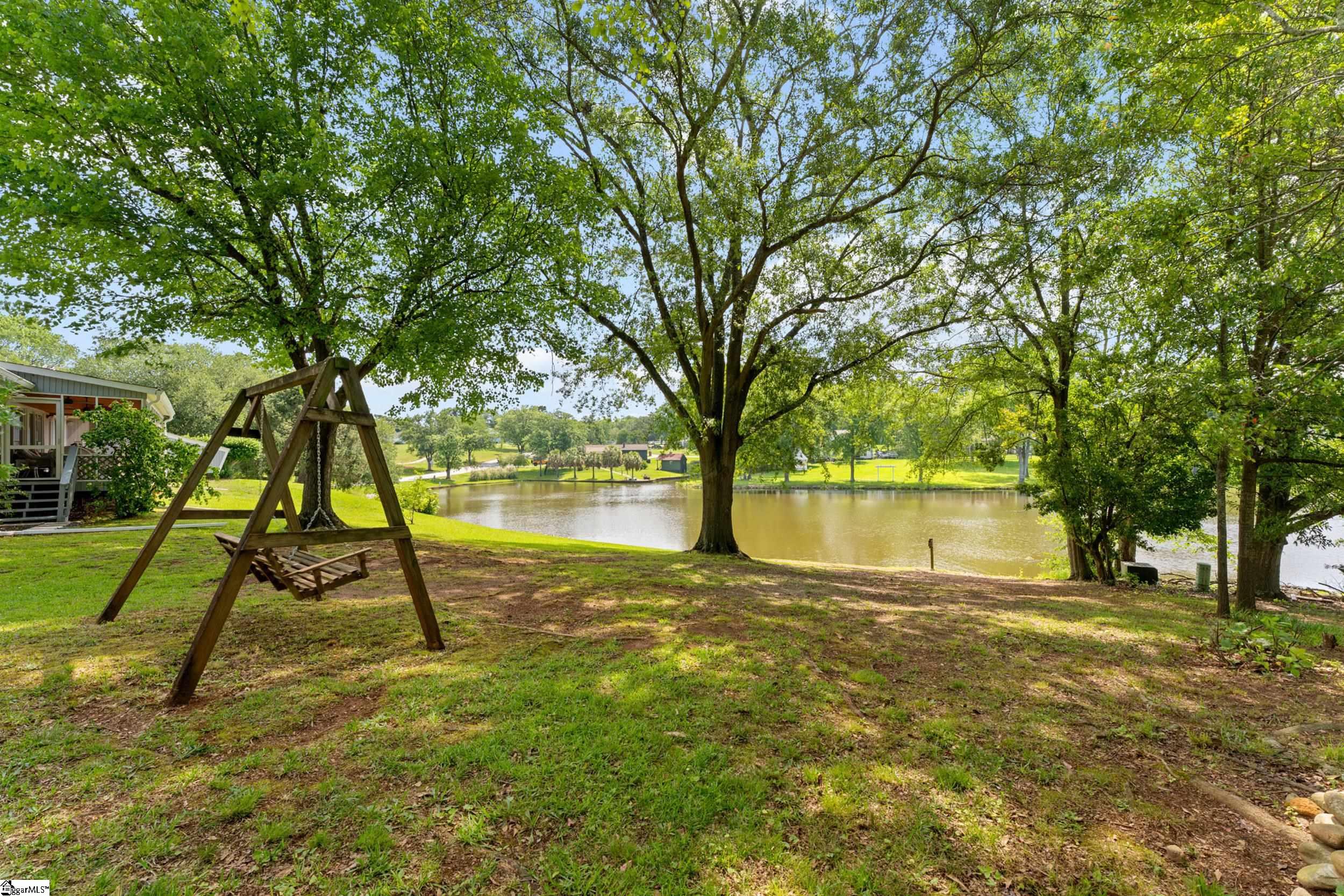 301 Black Horse Run Simpsonville, SC 29681
