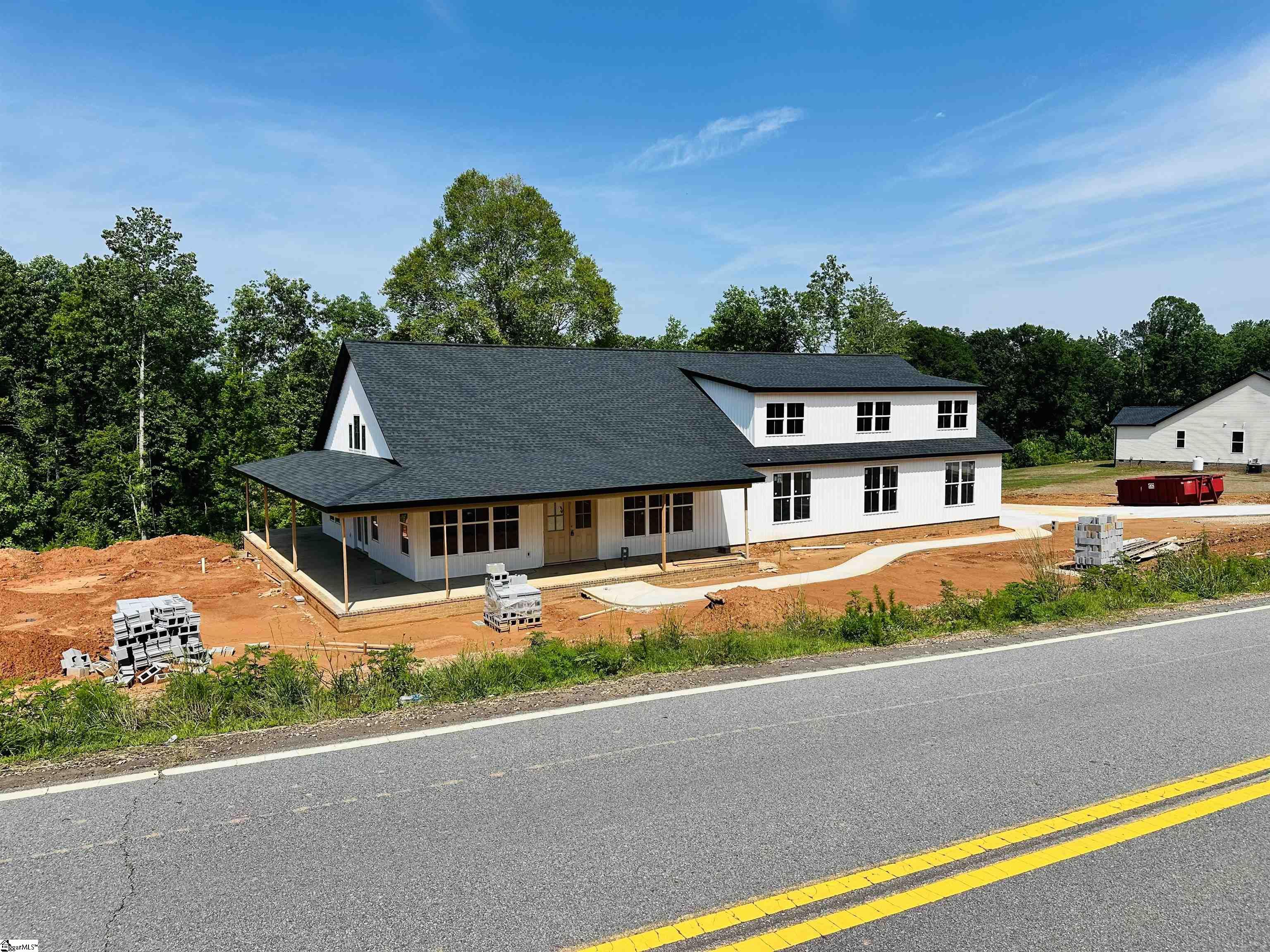 850 Cattle Drive Laurens, SC 29360