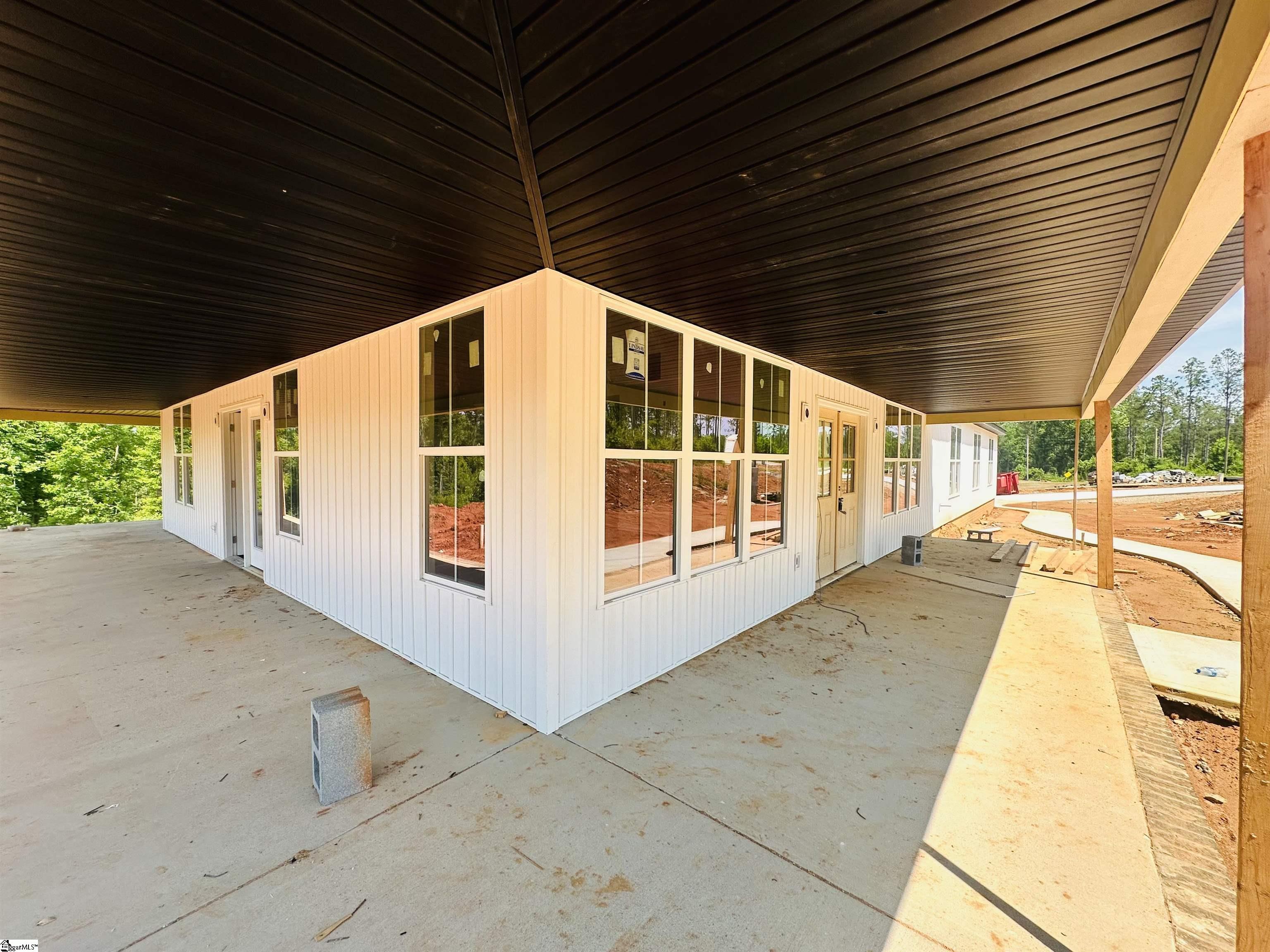 850 Cattle Drive Laurens, SC 29360