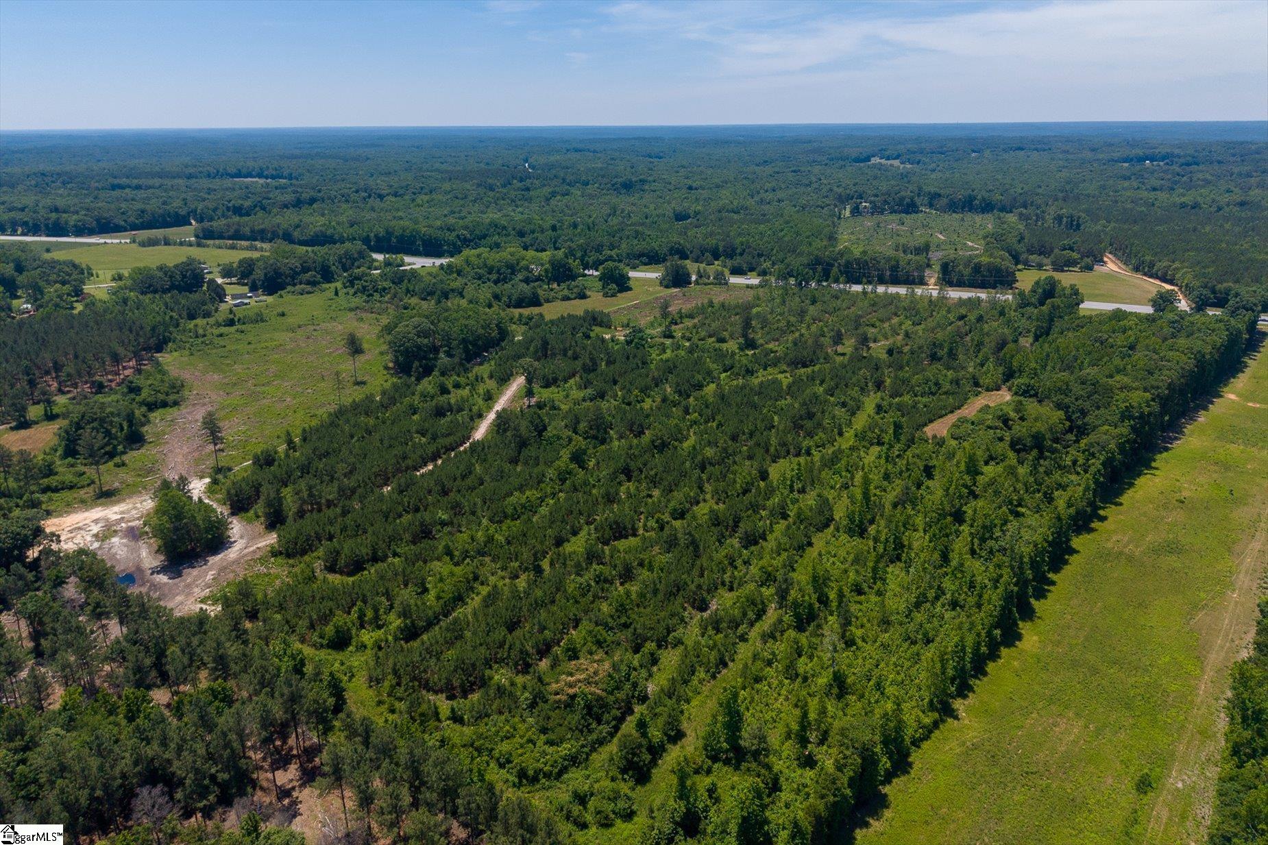 9761 Augusta Road Pelzer, SC 29669