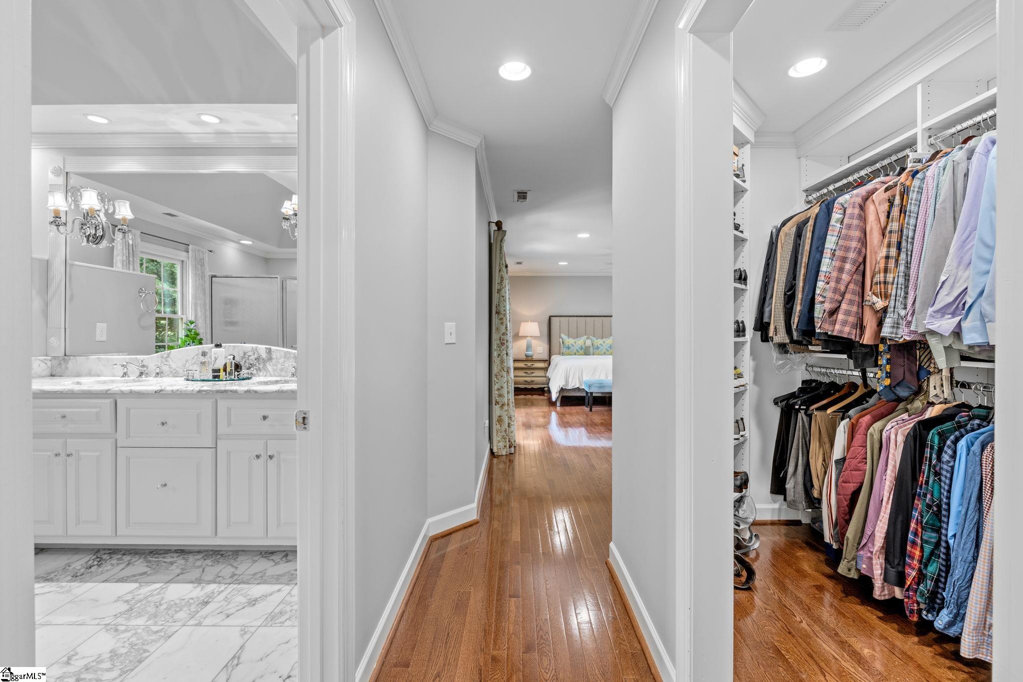 11 Ridgeland Drive Greenville, SC 29601