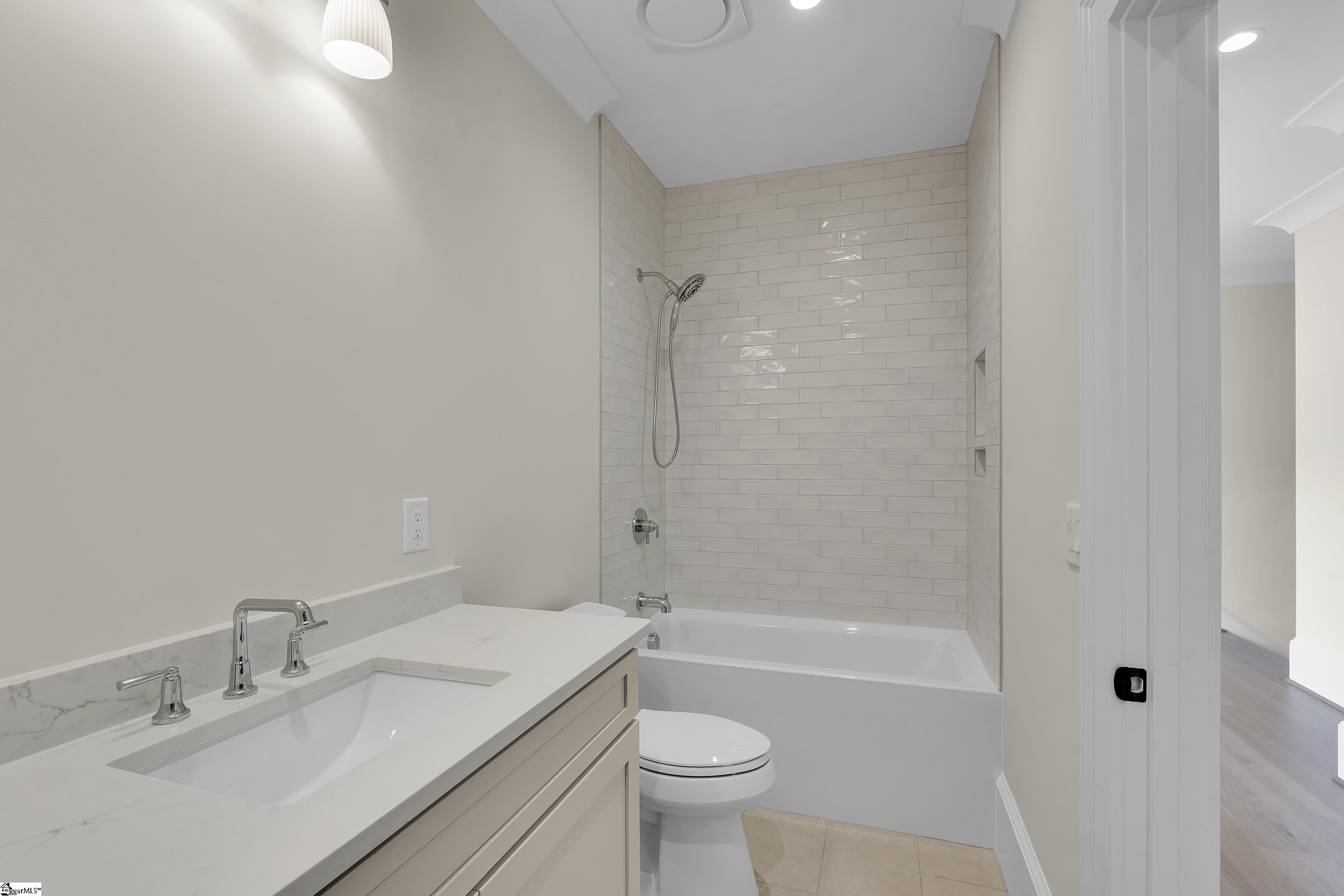 6 Wimbledon Road Piedmont, SC 29673